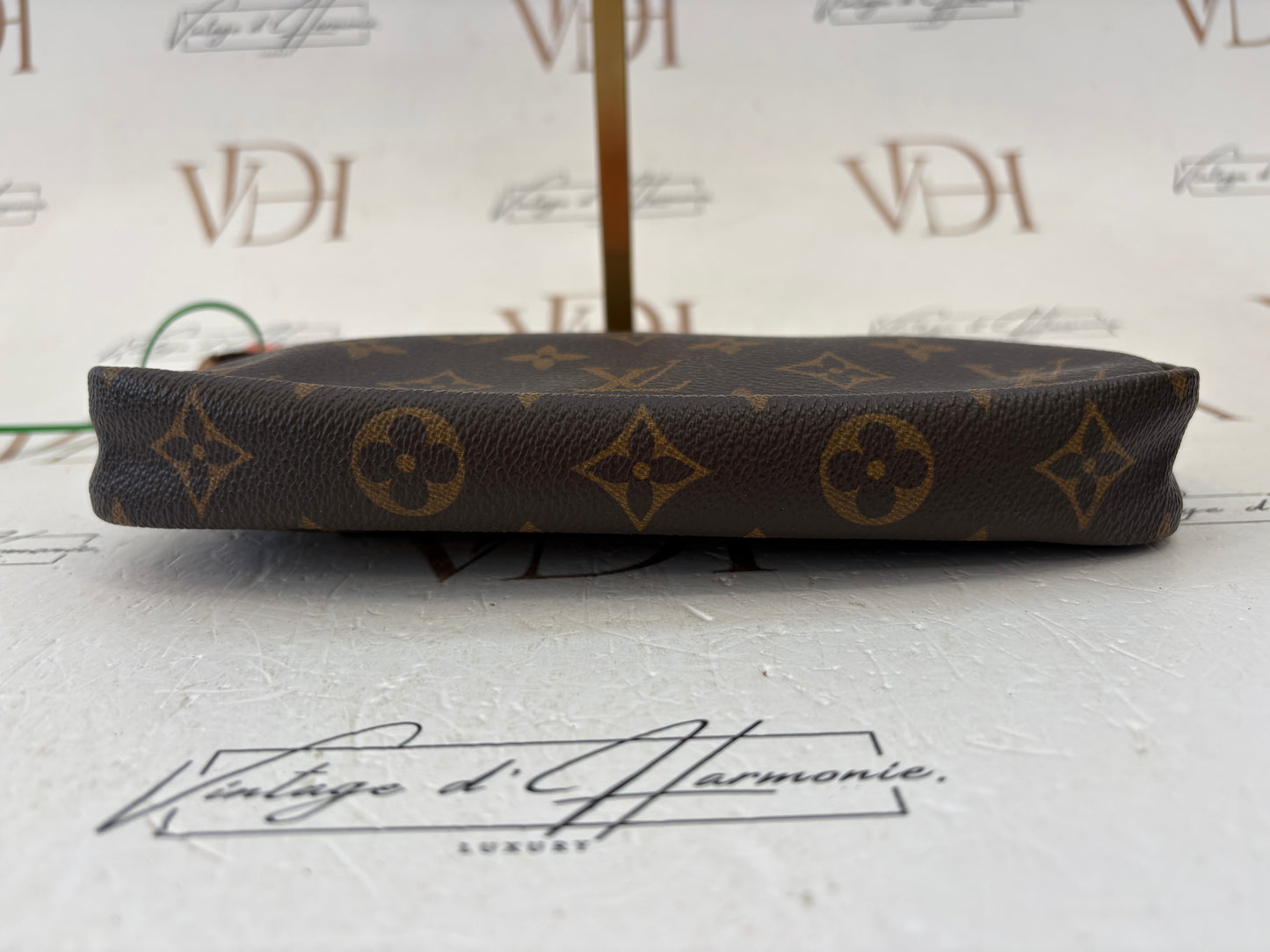 017194 - Louis Vuitton Pochette Accessoires