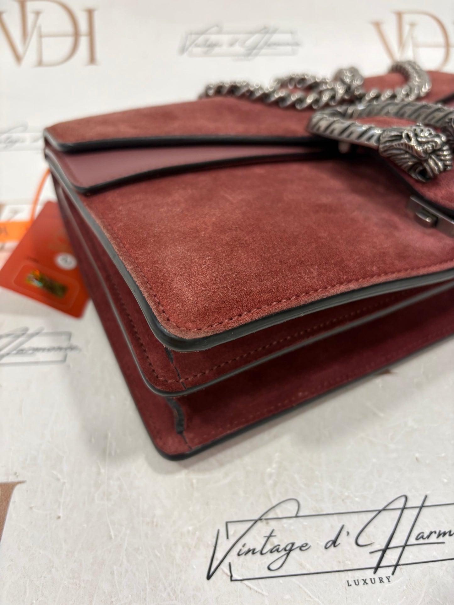 201000 - Gucci Dionysus