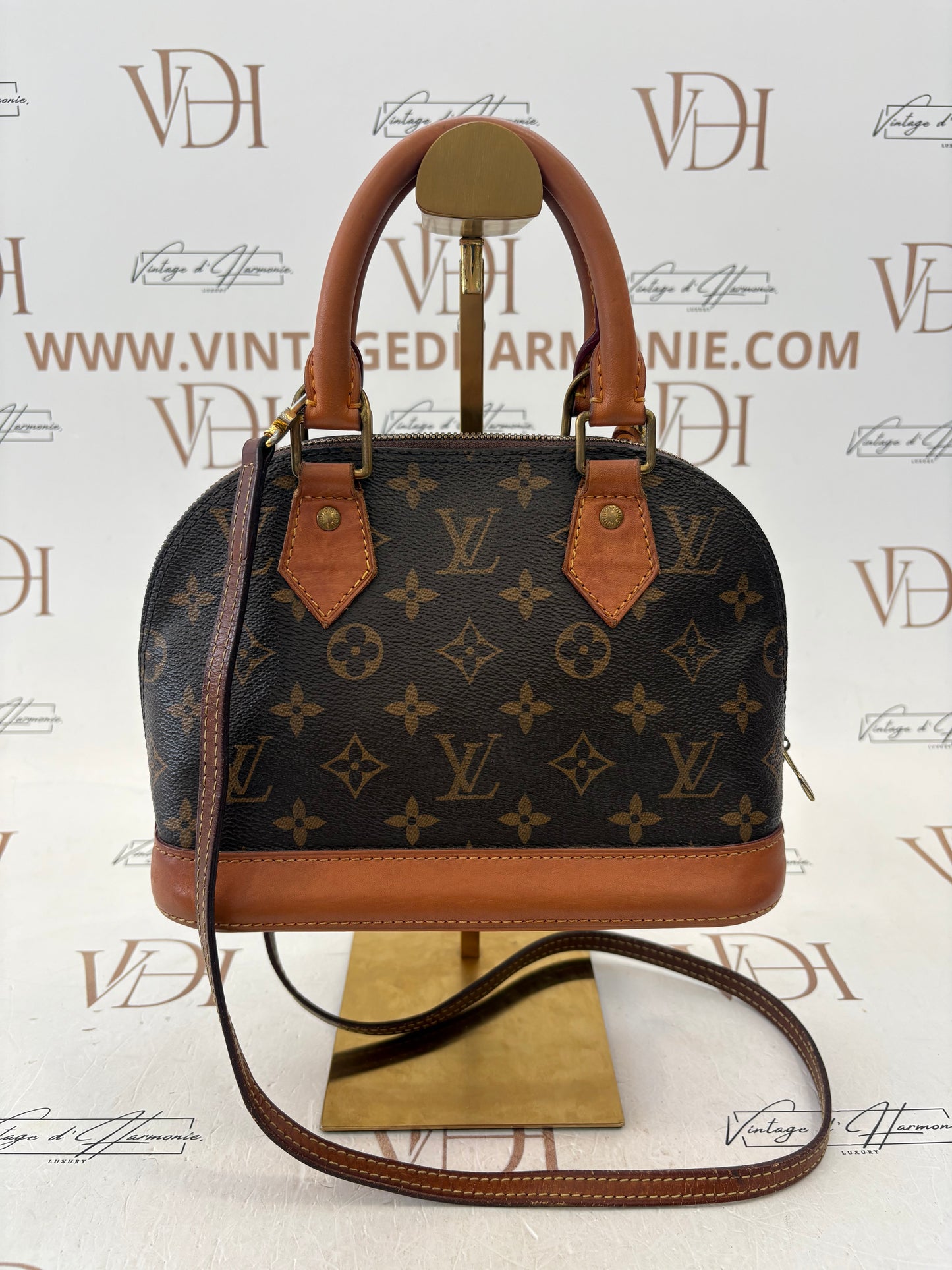 384165 - Louis Vuitton Alma BB
