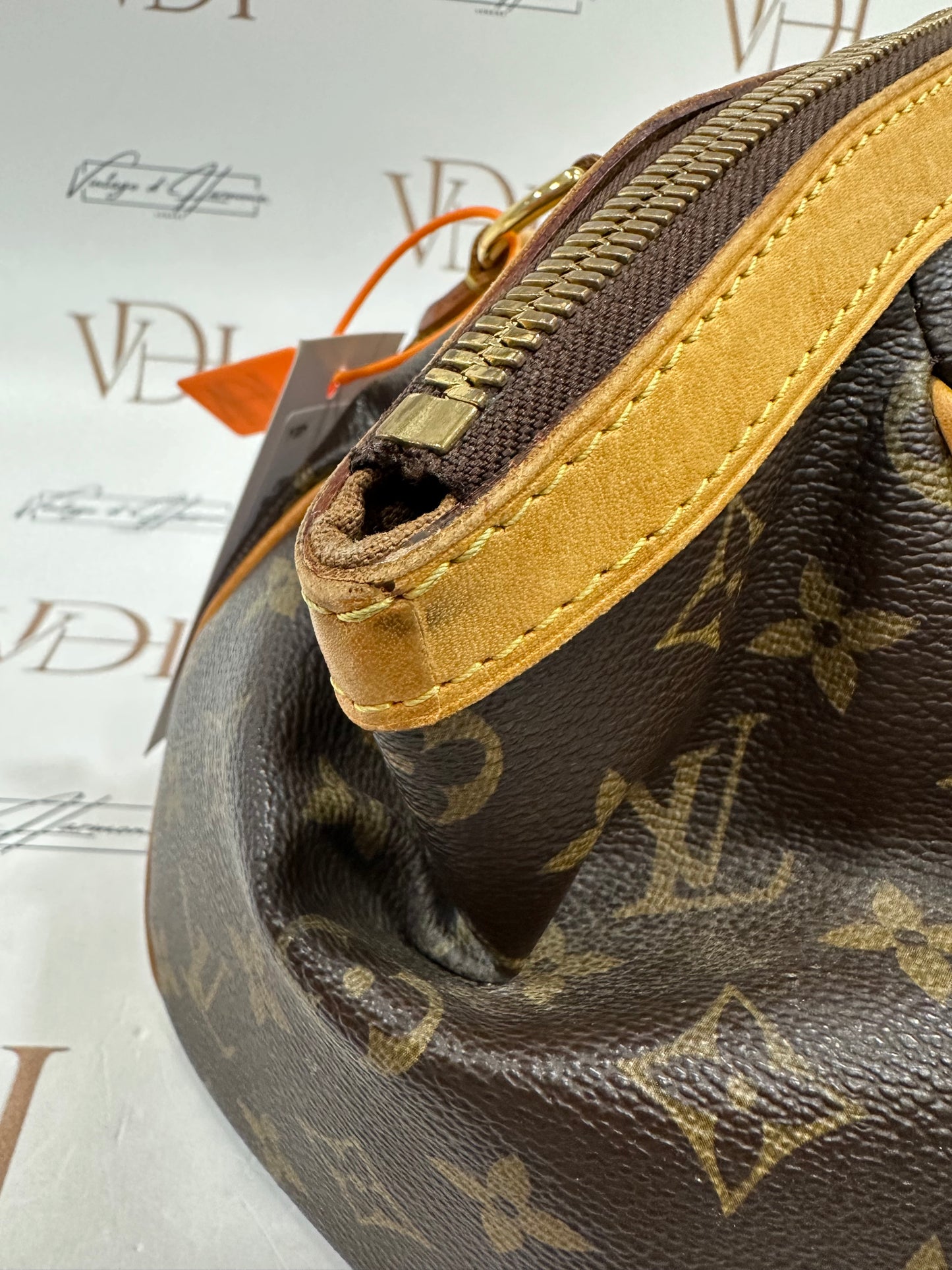 017980 - Louis Vuitton Tivoli PM