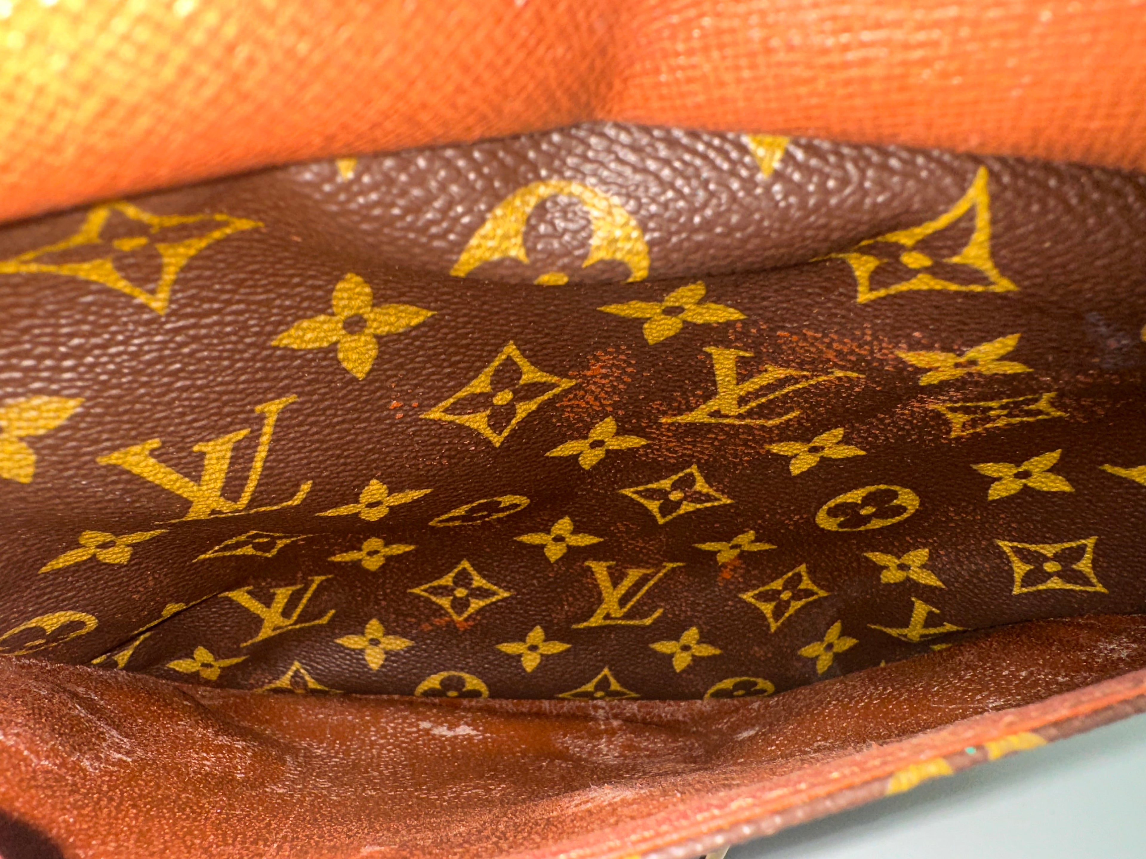 Louis Vuitton Jeune Fille