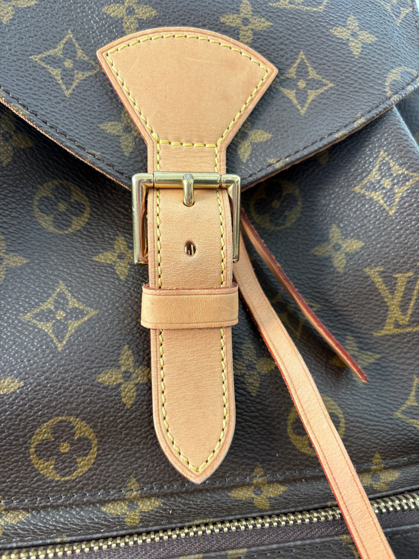 018842 - Louis Vuitton Montsouris GM