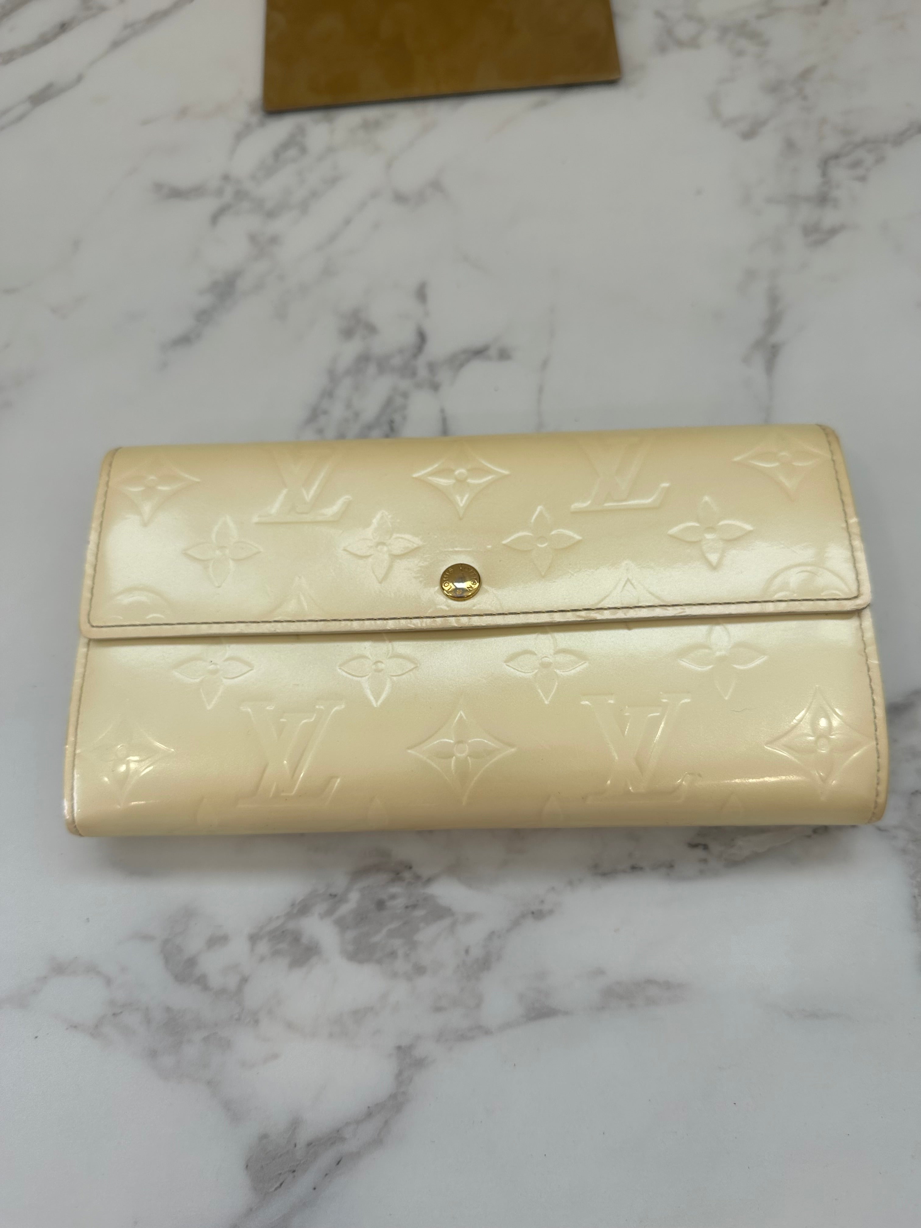 Louis Vuitton Bifold Wallet Vernis