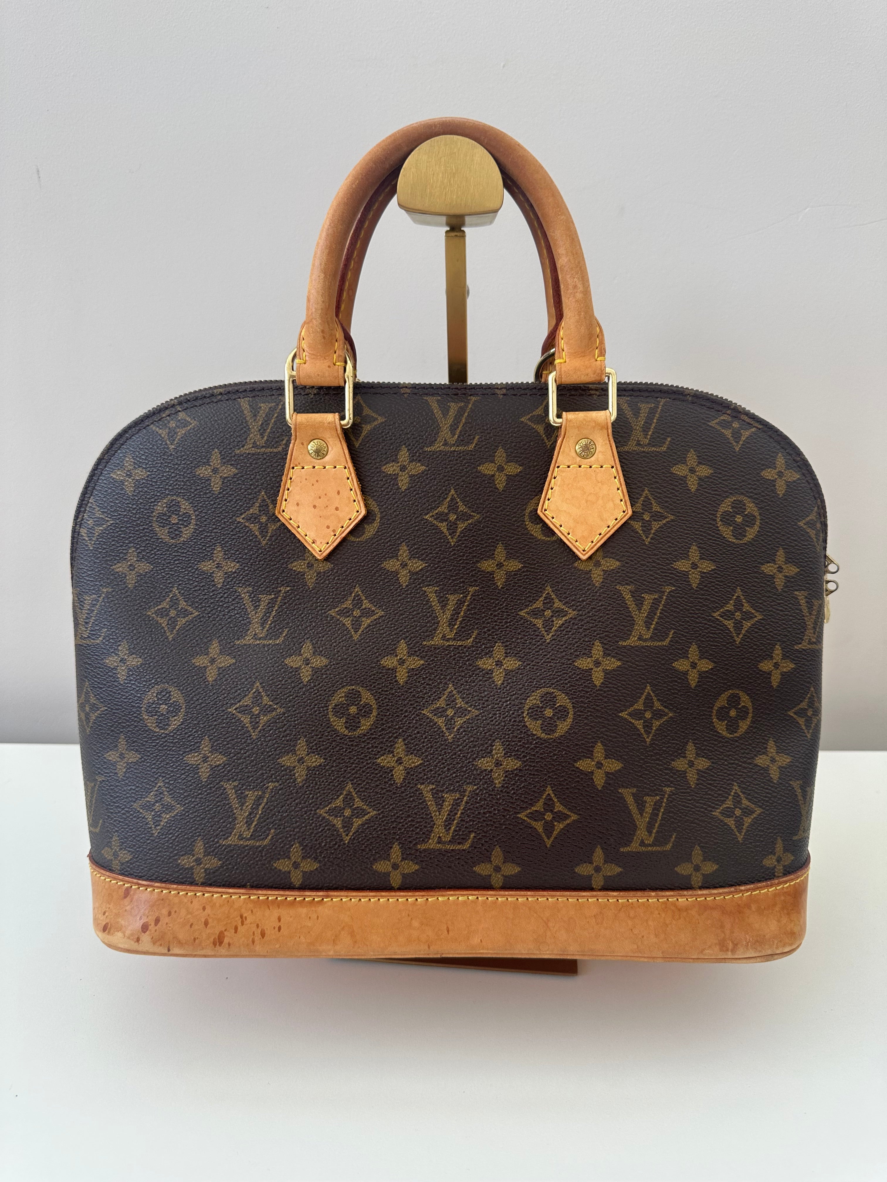 Louis Vuitton Alma