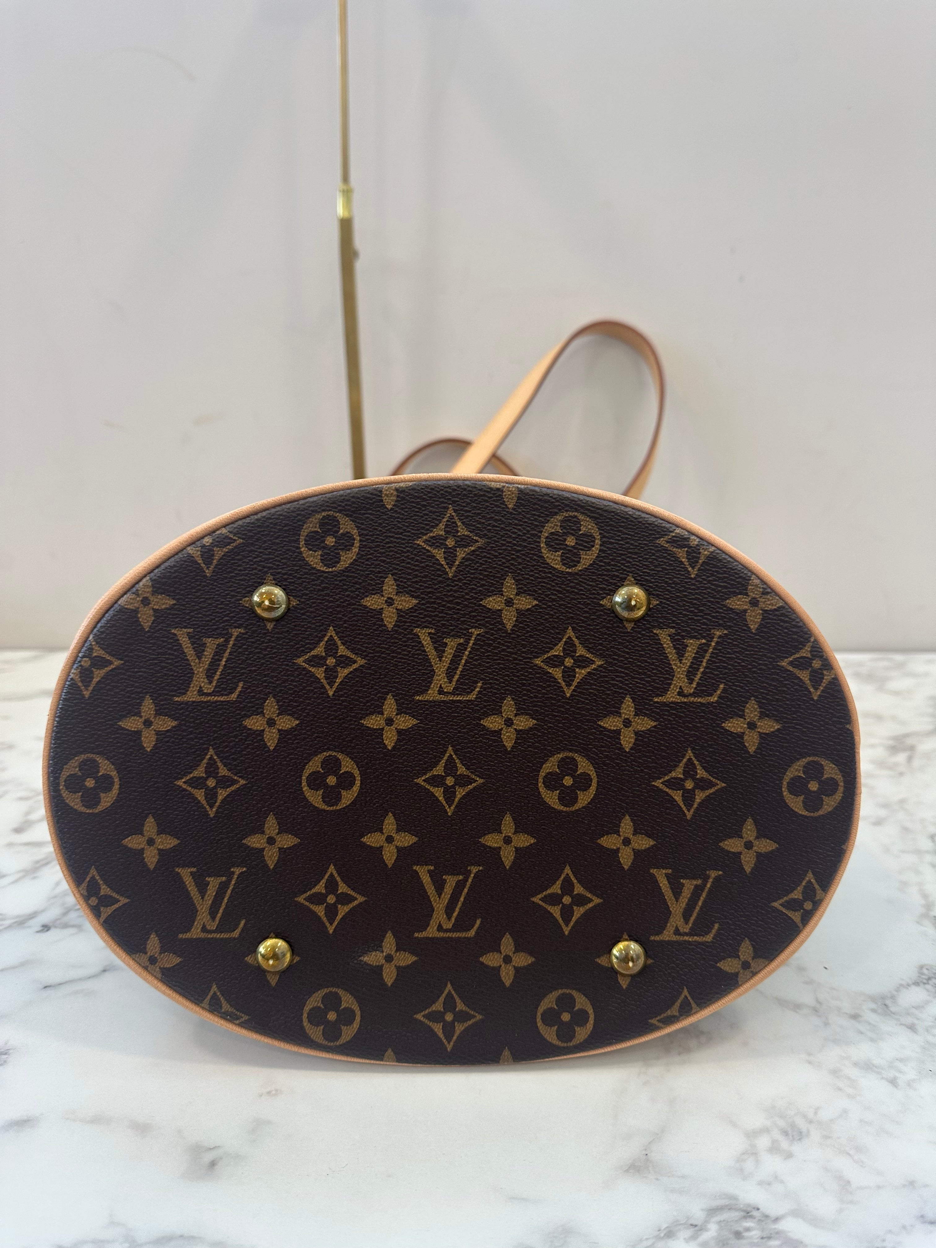 Louis Vuitton Bucket GM