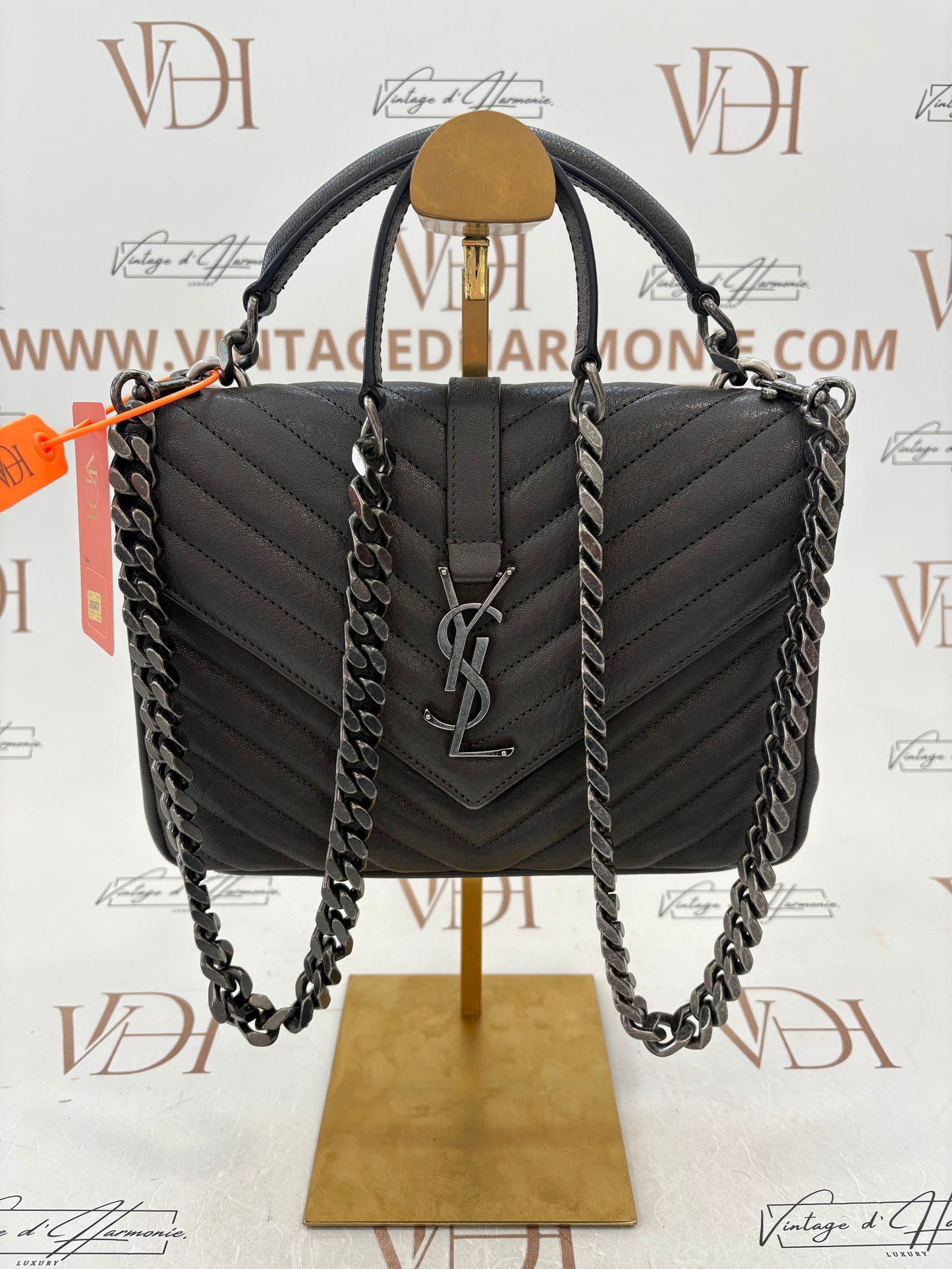383407 - Saint Laurent College