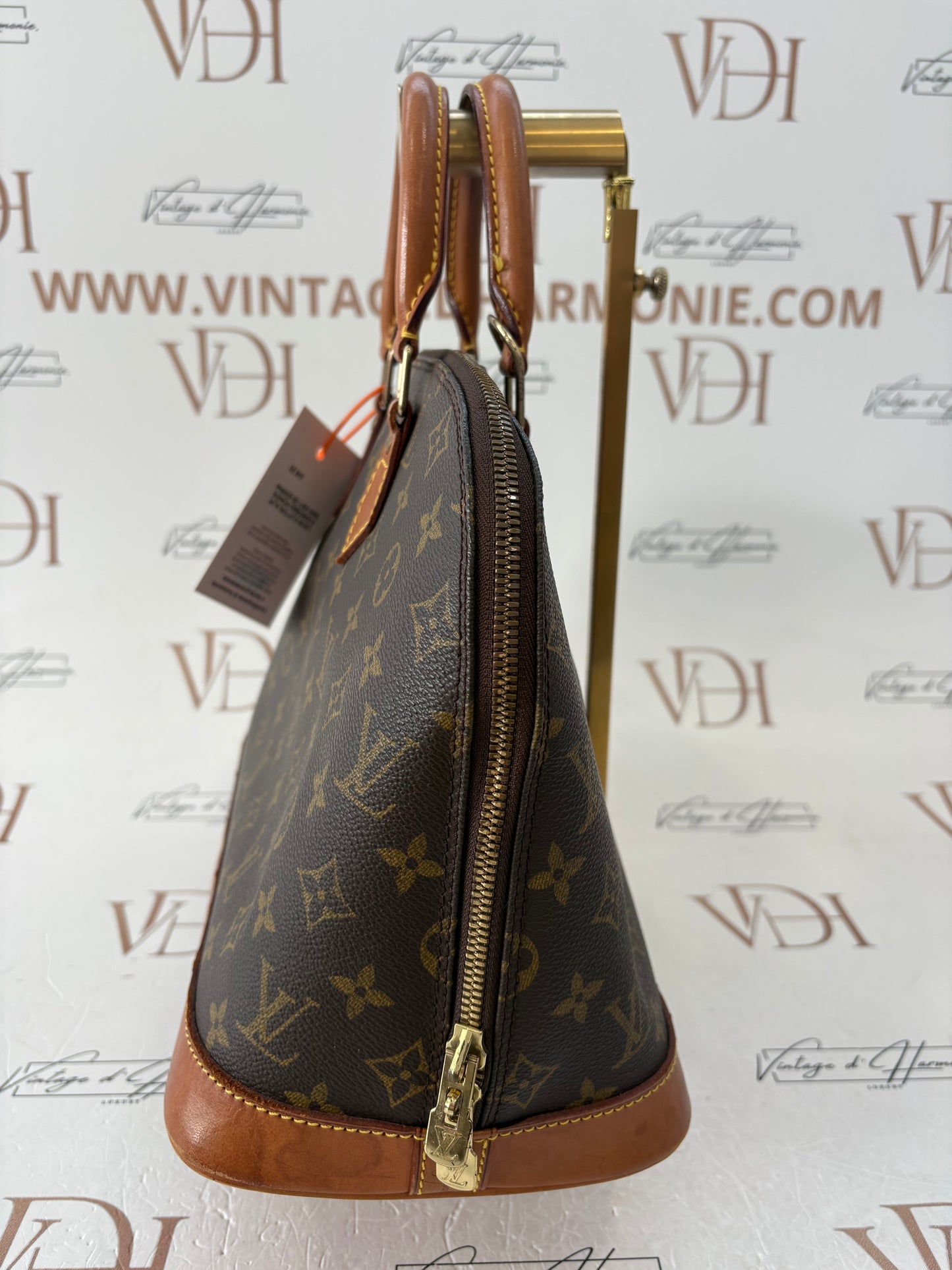 017713 - Louis Vuitton Alma