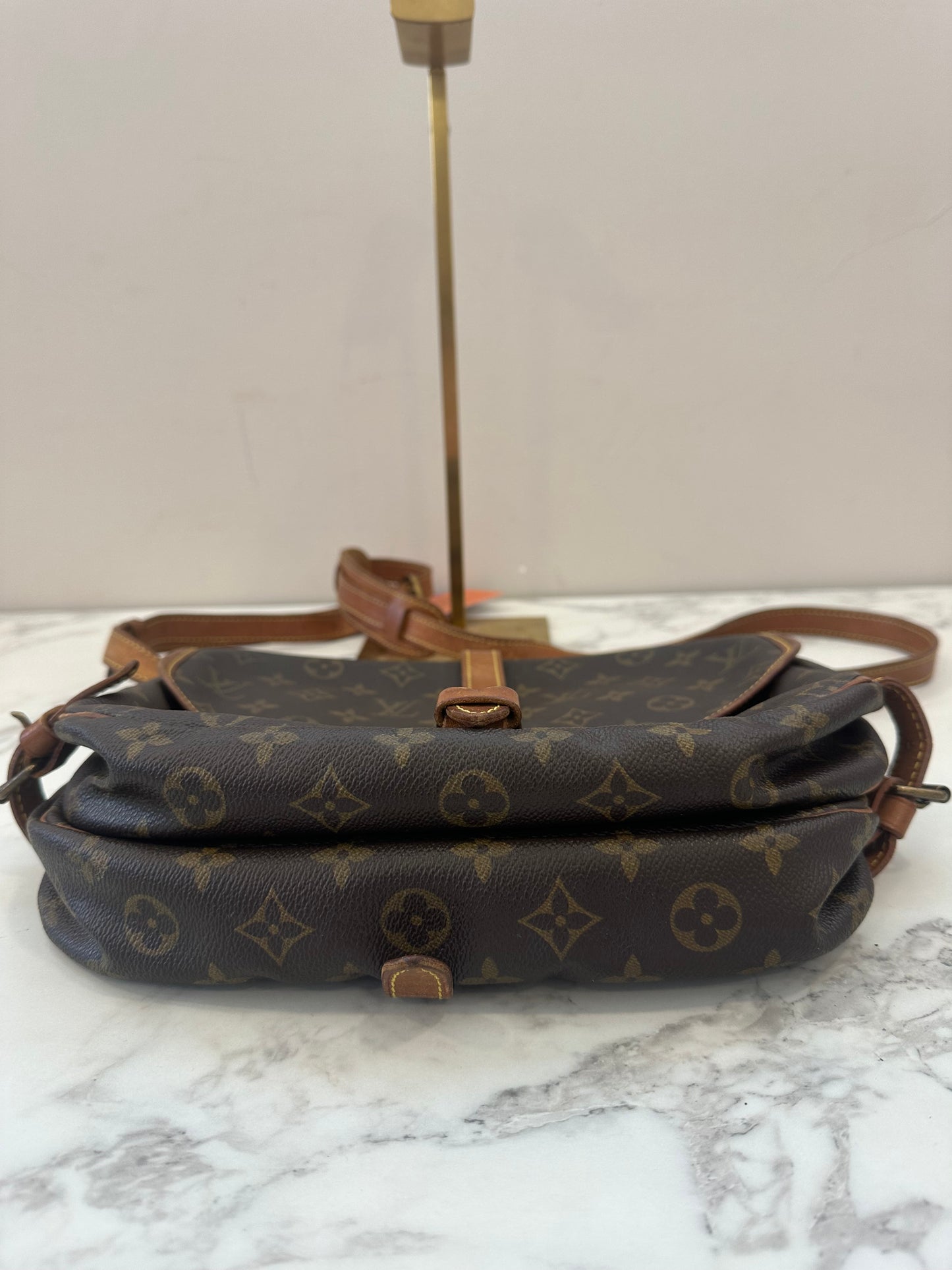 Louis Vuitton Saumur 30