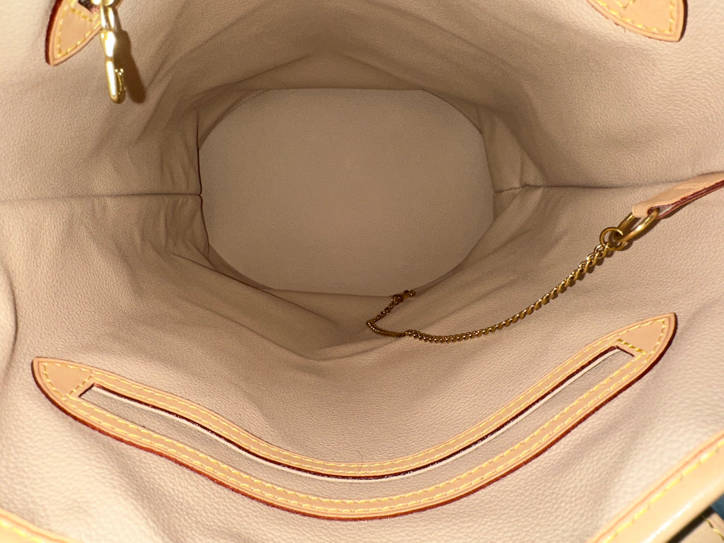 Louis Vuitton Bucket GM