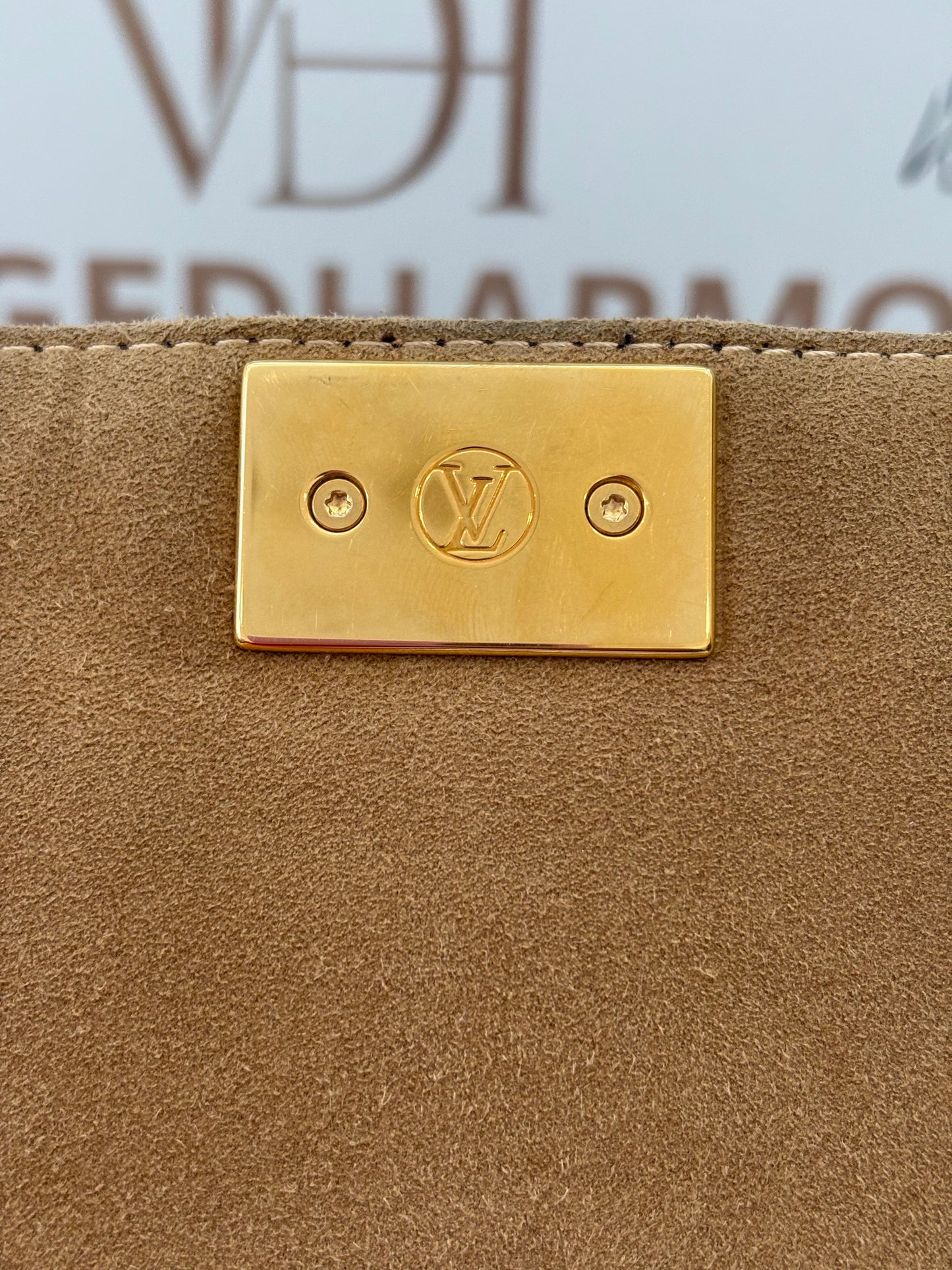 201850 - Louis Vuitton Marignan