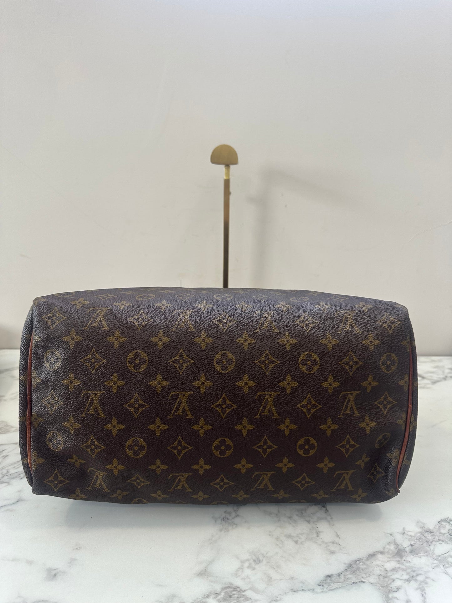 Louis Vuitton Speedy 35