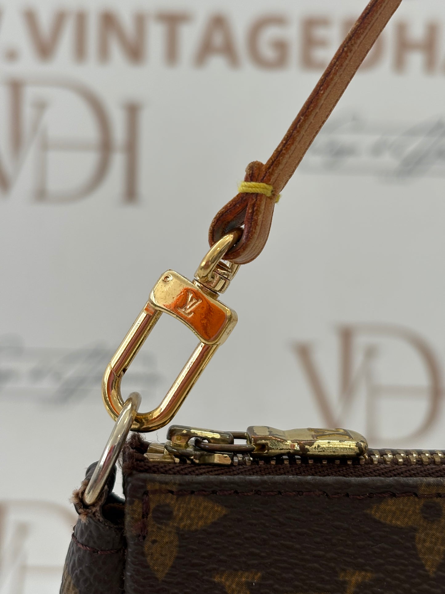 017270 - Louis Vuitton Pochette Accessoires