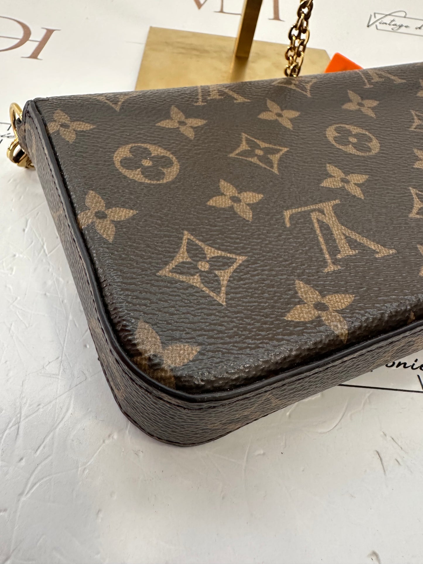 382564 - Louis Vuitton Felice