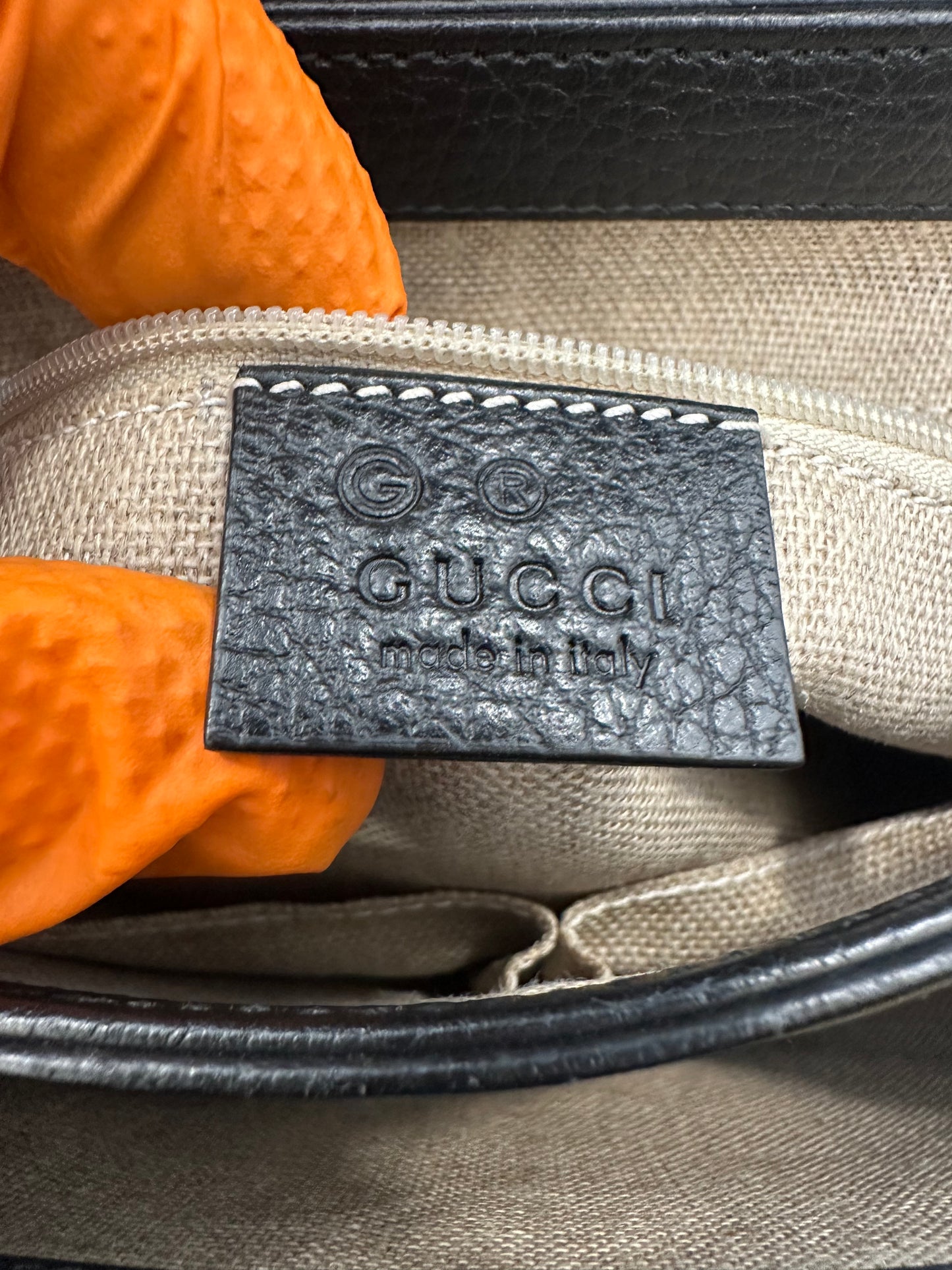 382734 - Gucci Interlocking