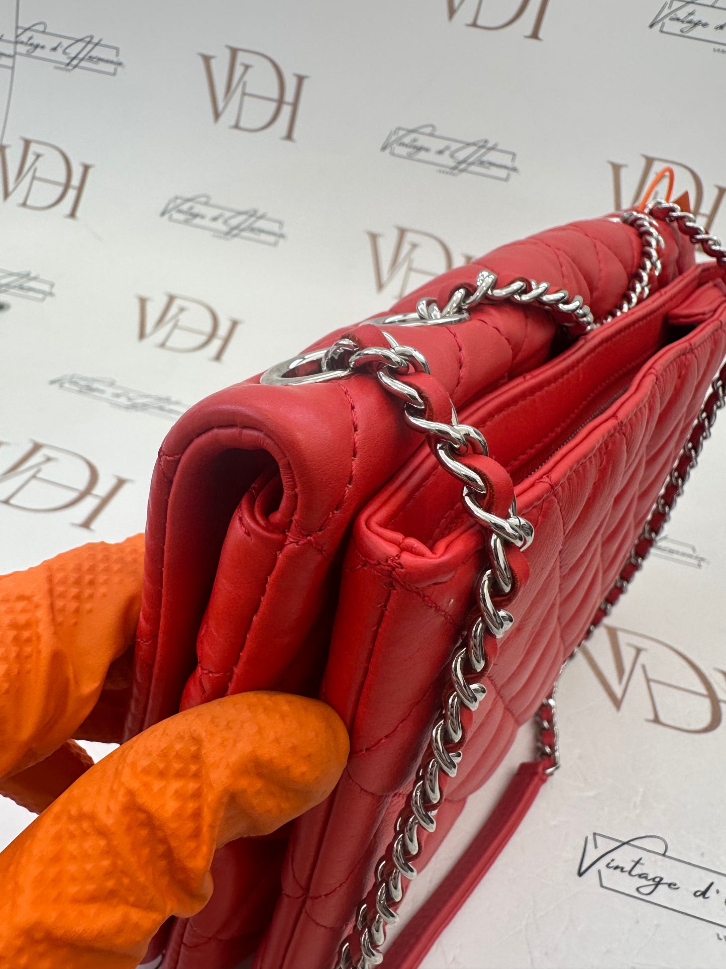 017898 - Chanel Red Lambskin