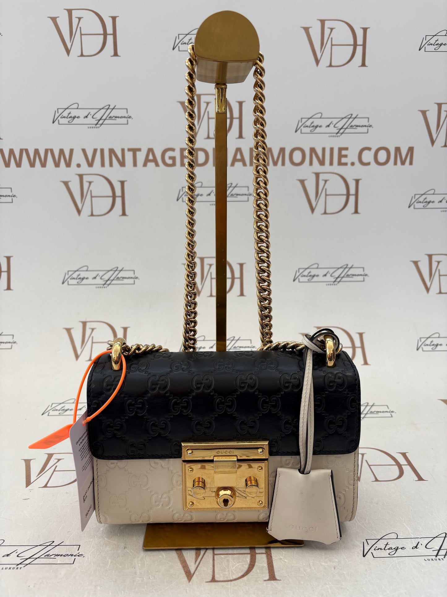 383492 - Gucci Padlock