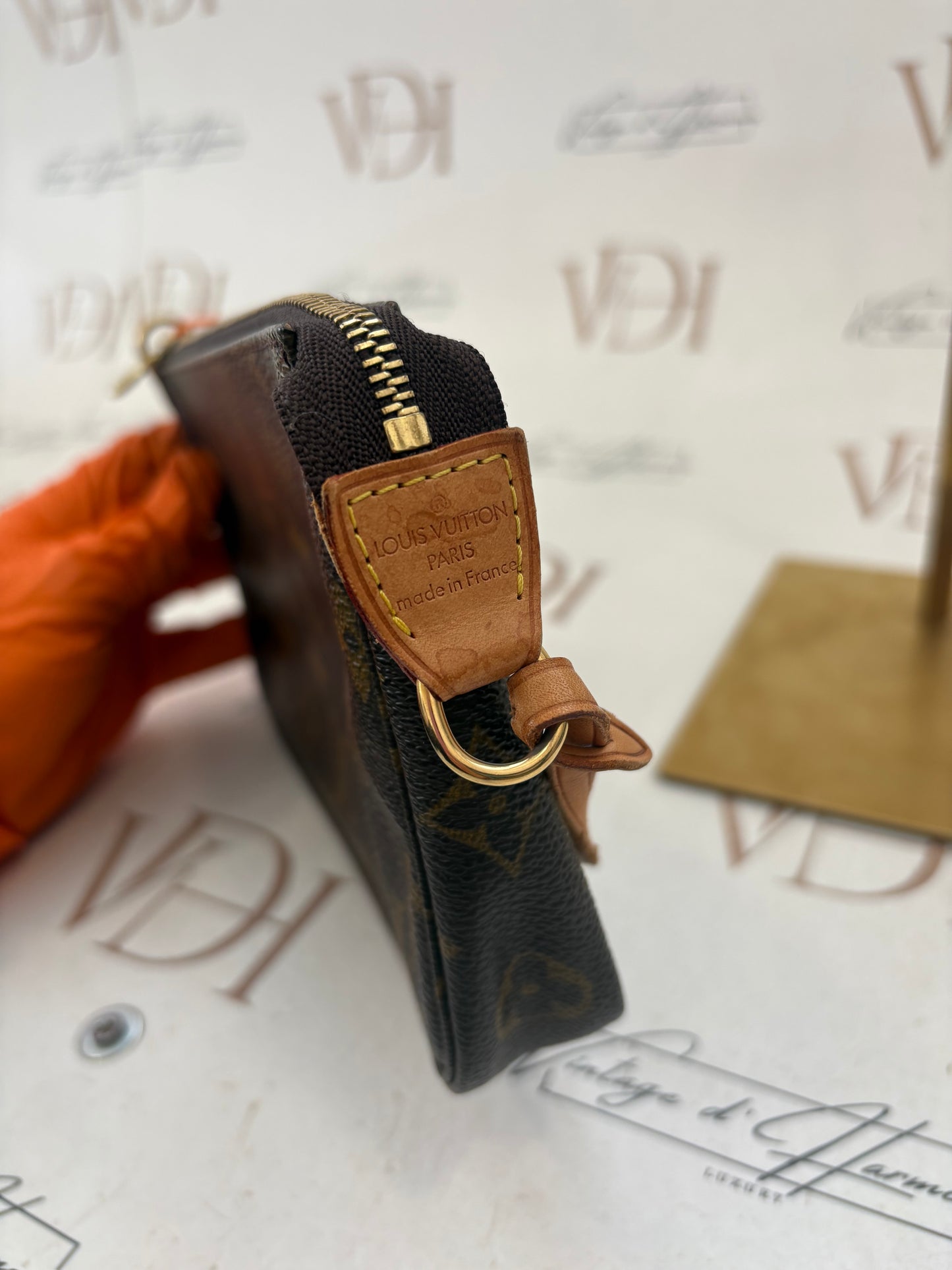 018729 - Louis Vuitton Pochette Accessoires