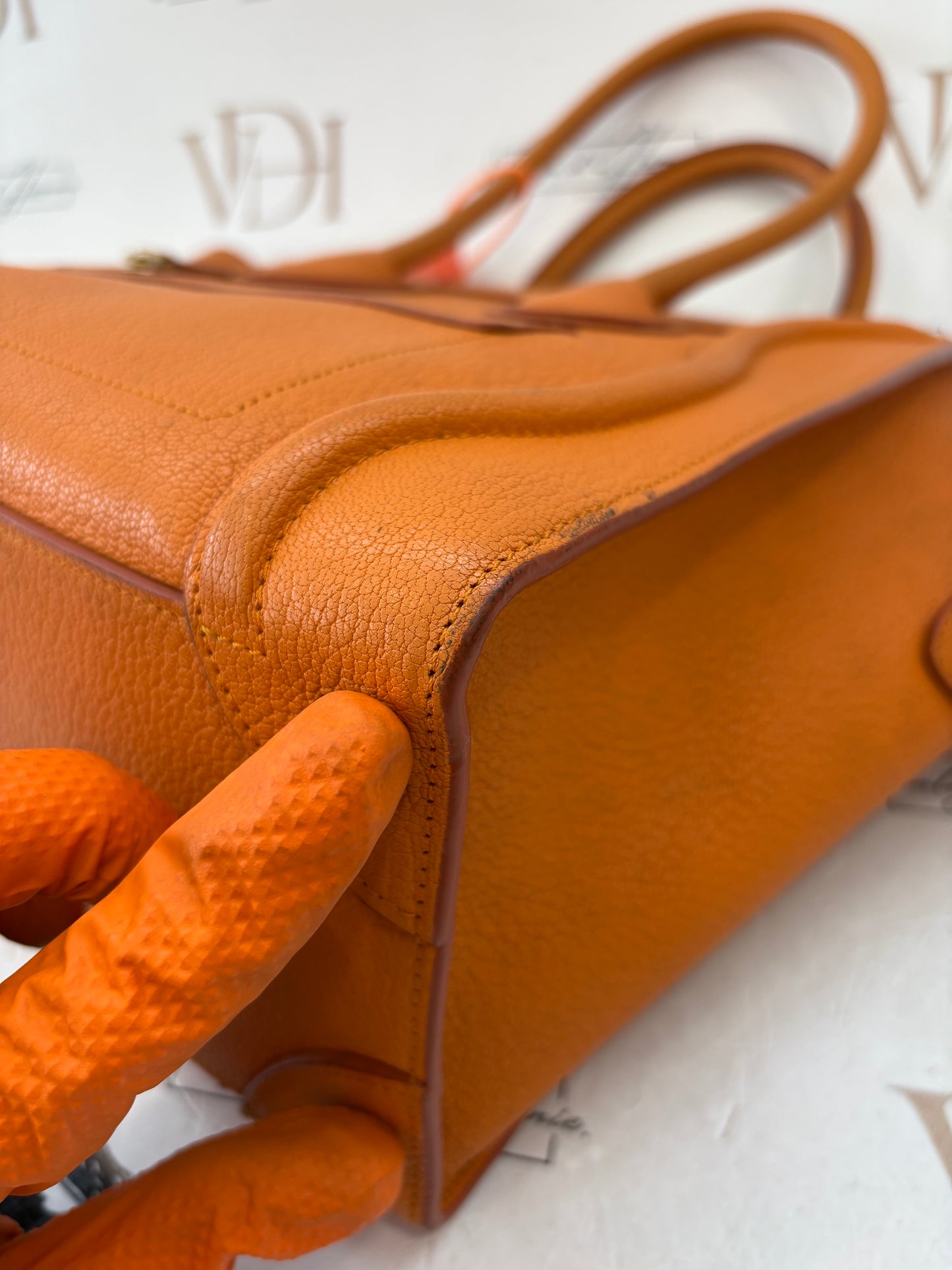 383397 - Céline Luggage