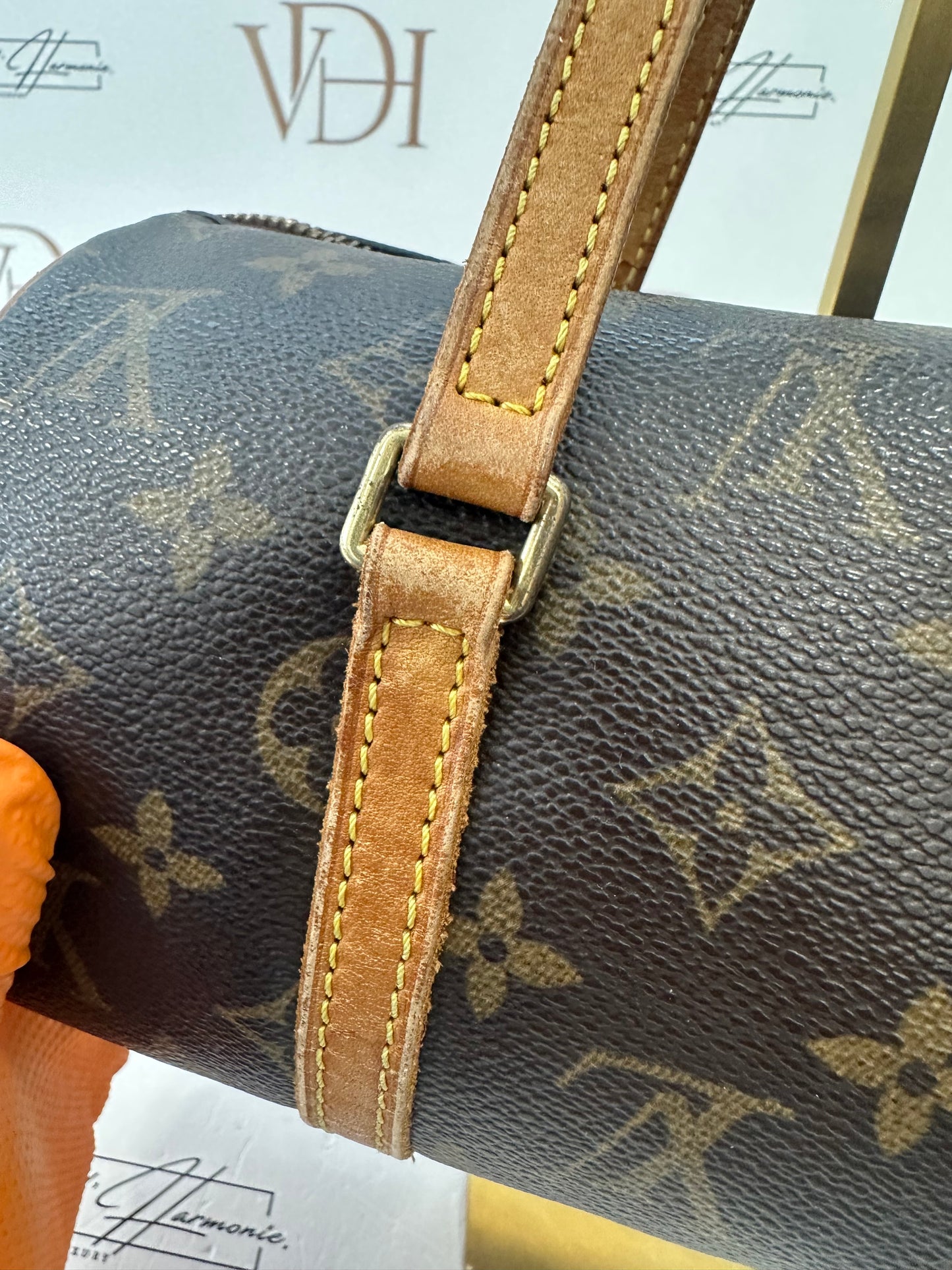 017760 - Louis Vuitton Papillon 26