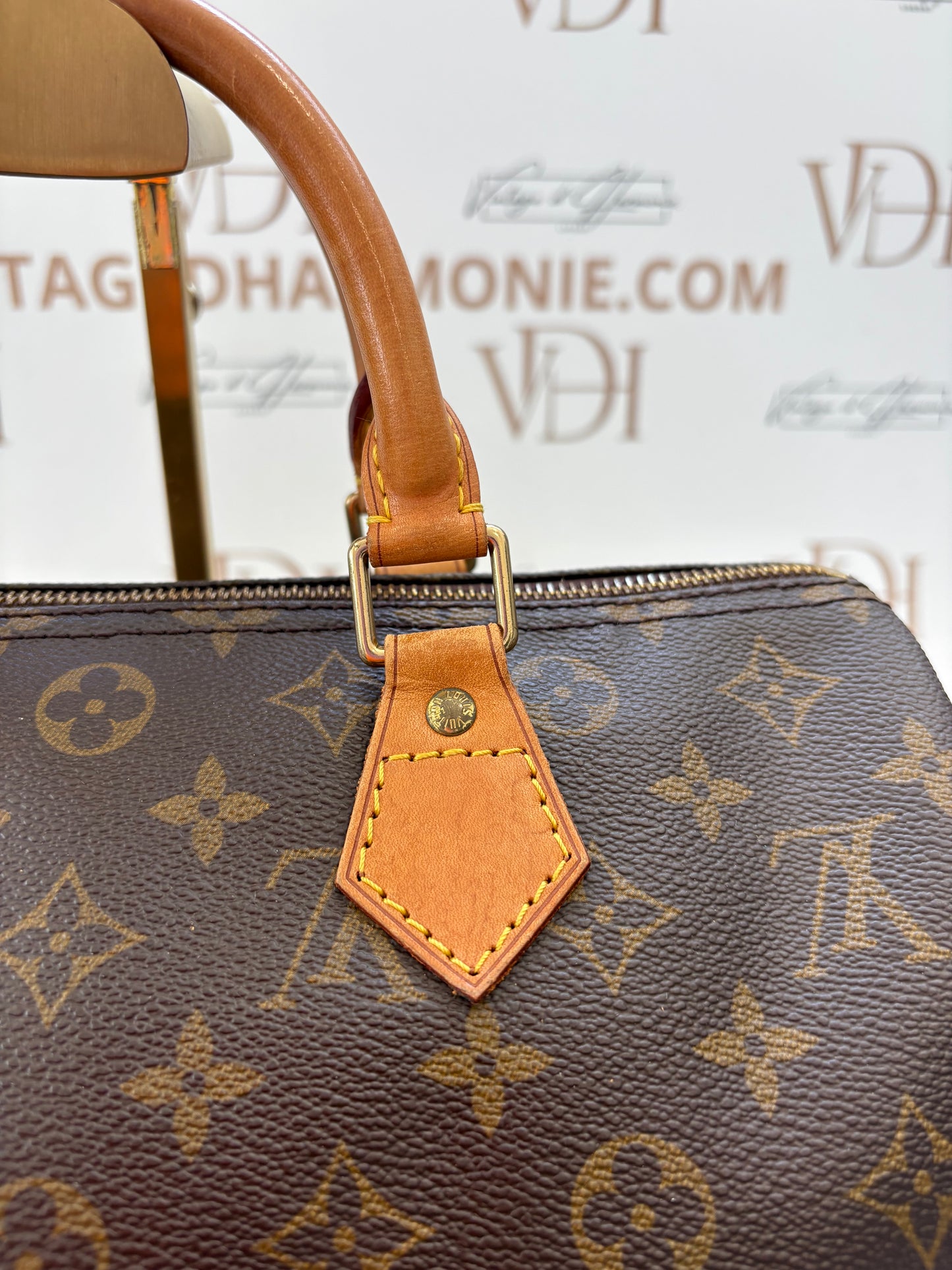 017213 - Louis Vuitton Speedy 30