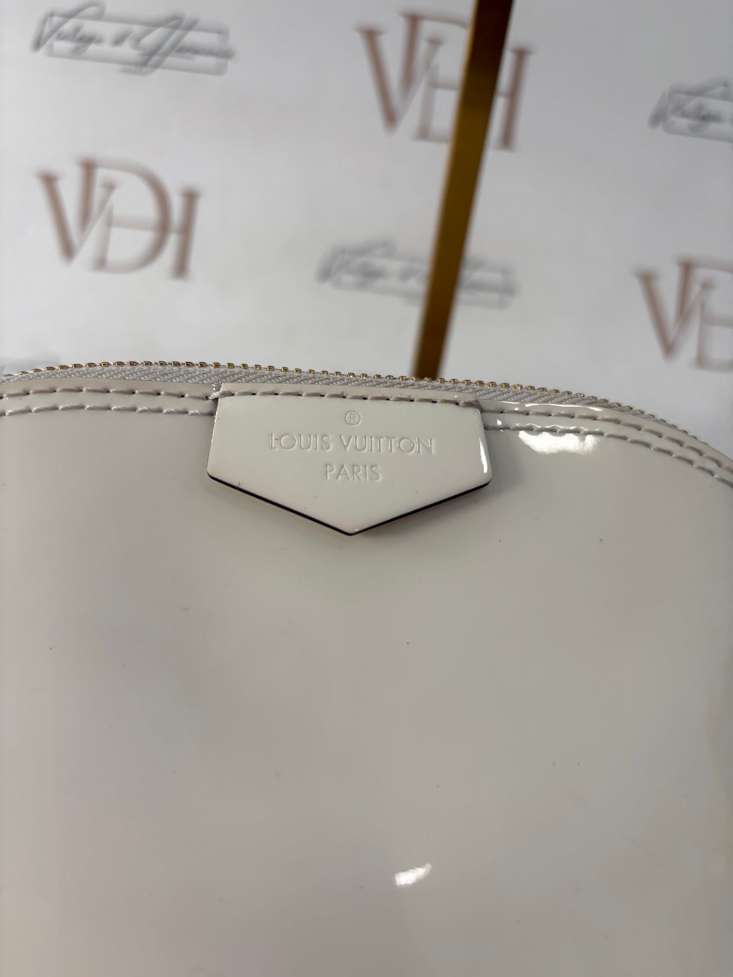 384014 - Louis Vuitton Alma BB