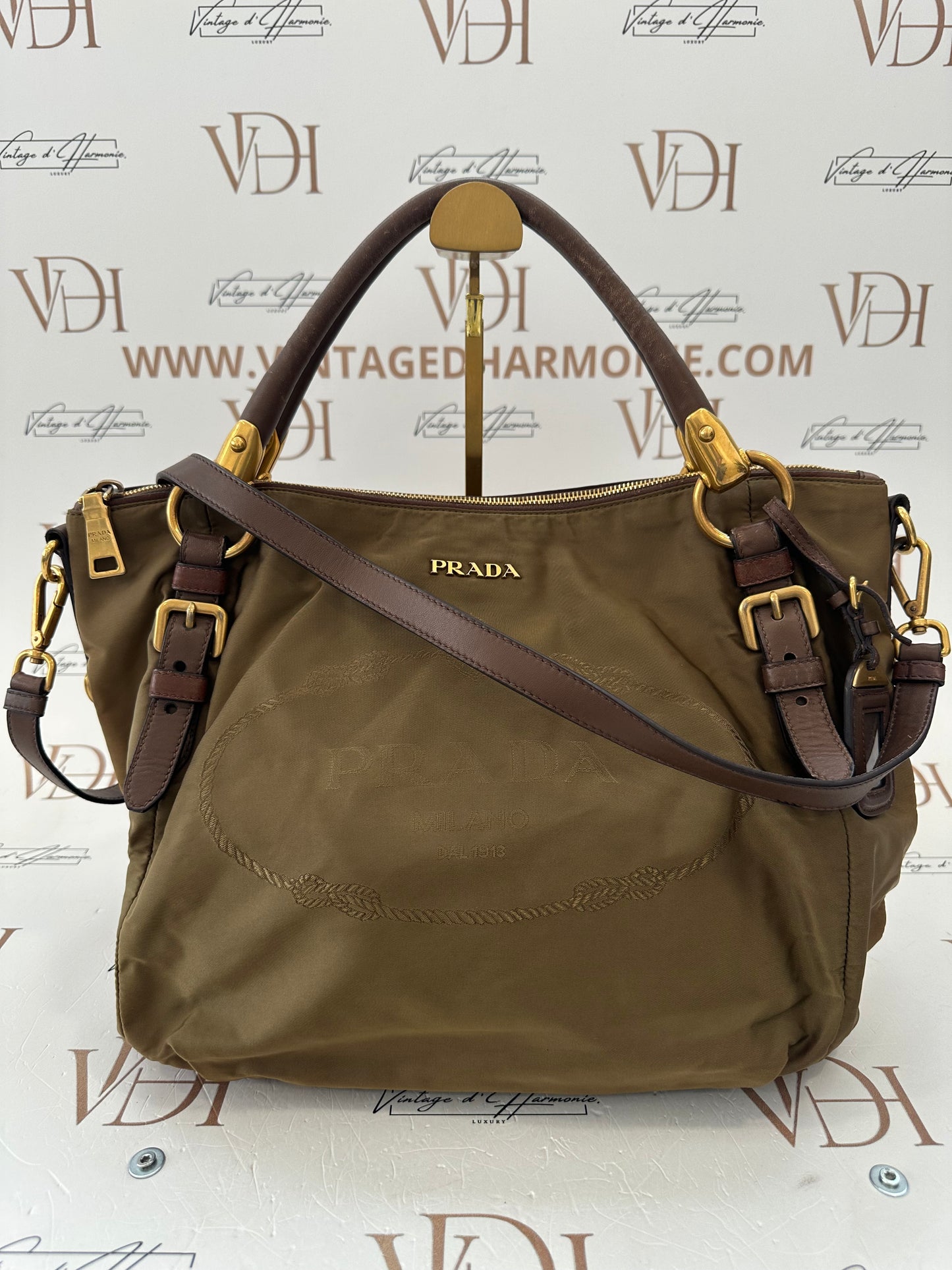 382544 - Prada