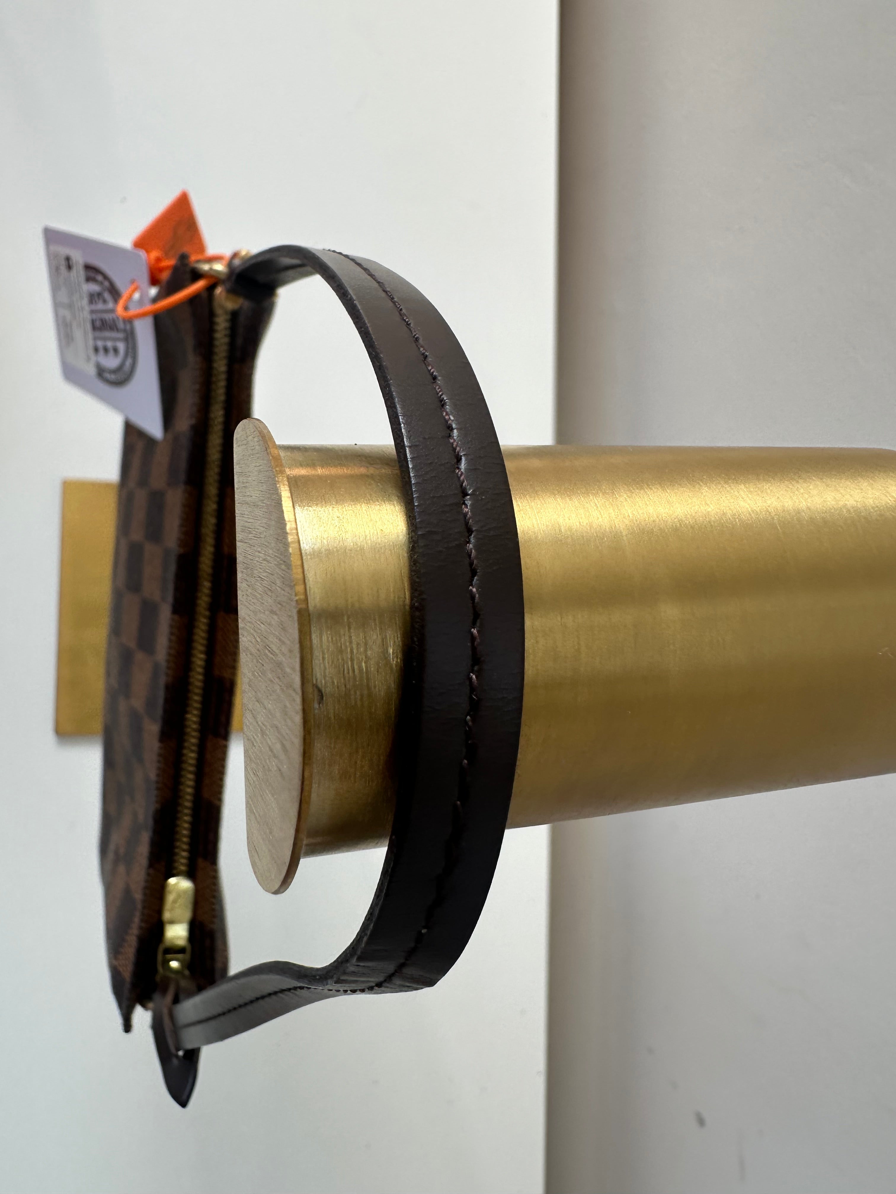 Louis Vuitton Navona Damier