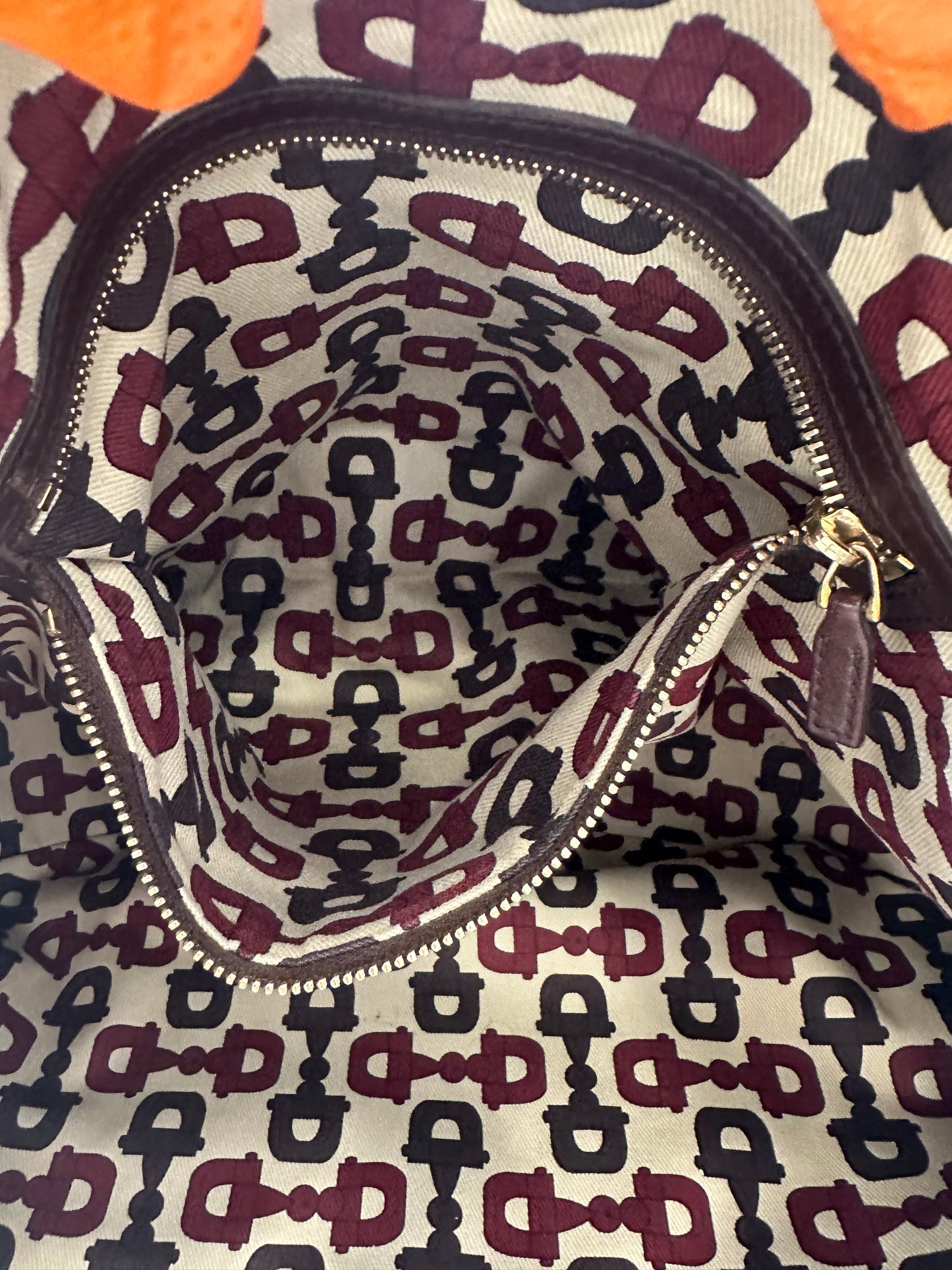 382572 - Gucci Pelham
