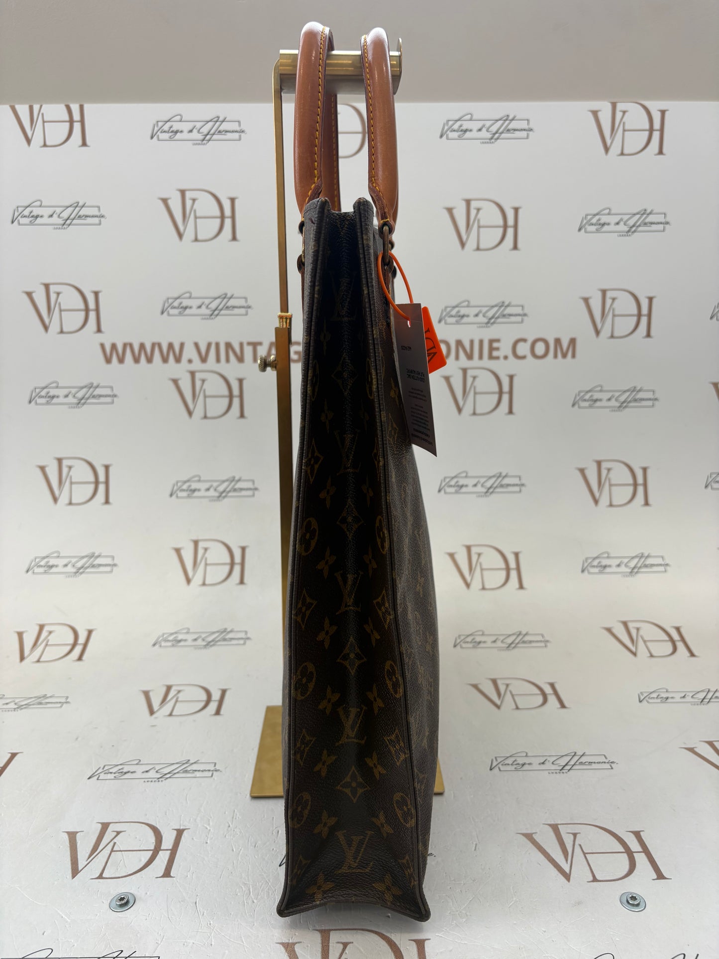 018793 - Louis Vuitton Sac Plat
