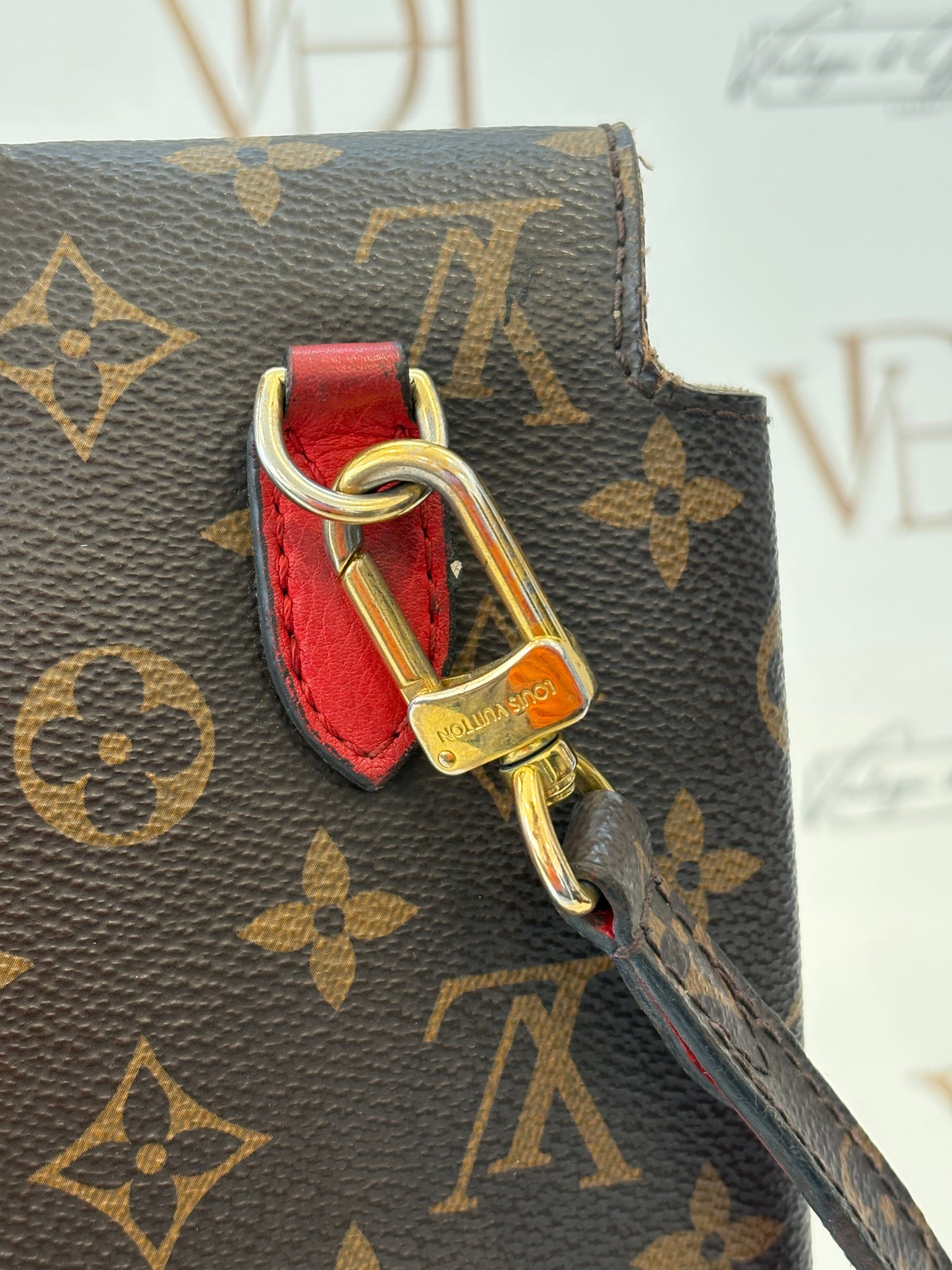 384254 - Louis Vuitton Marignan