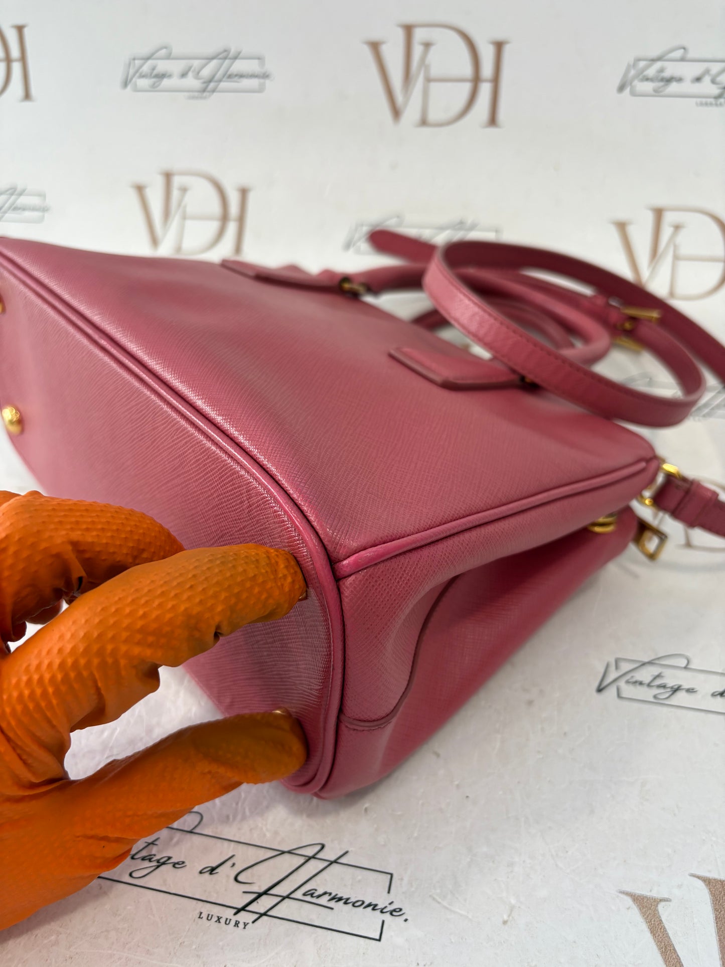 201617 - Prada Galleria Pink