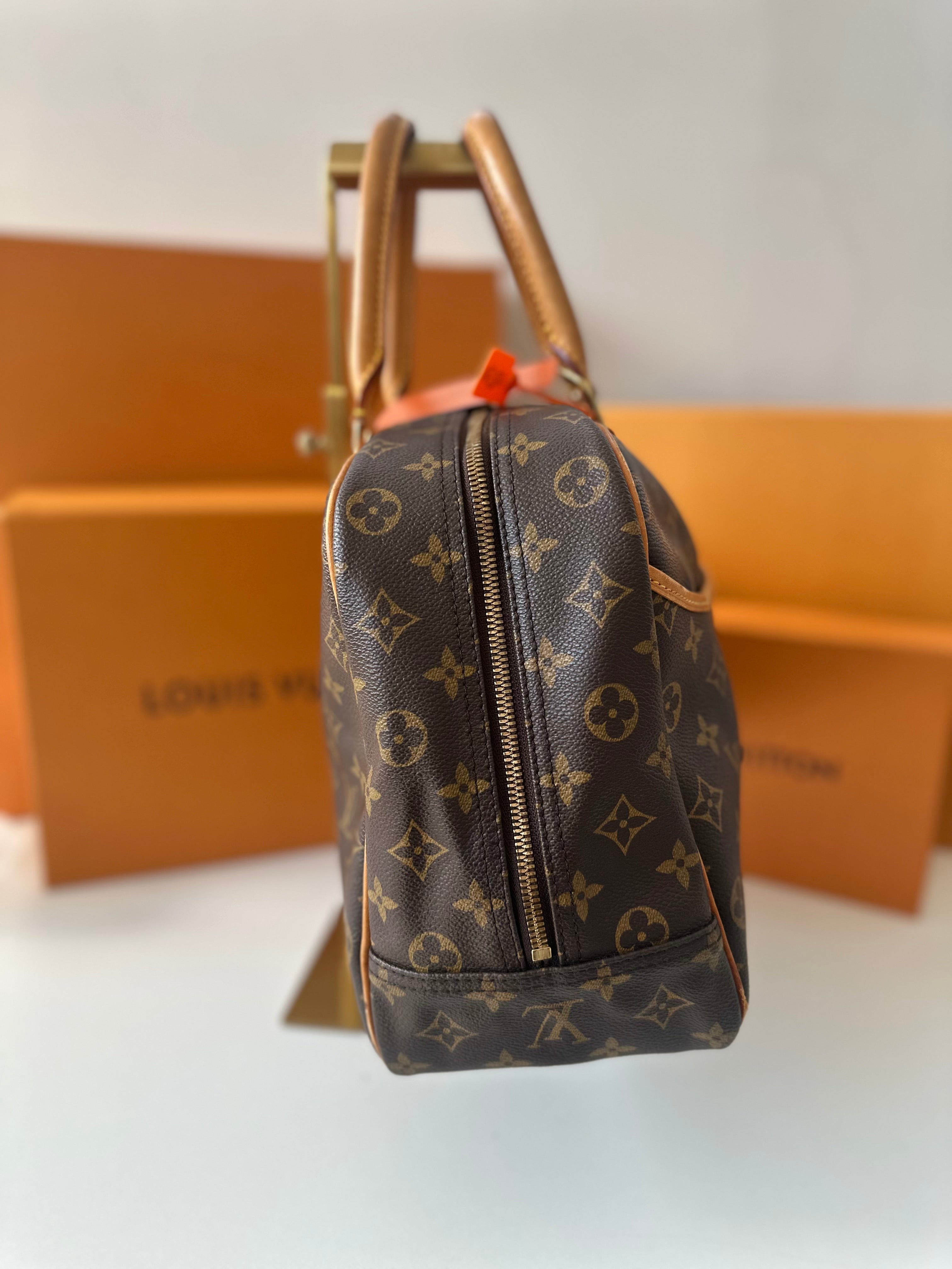 Louis Vuitton Deauville