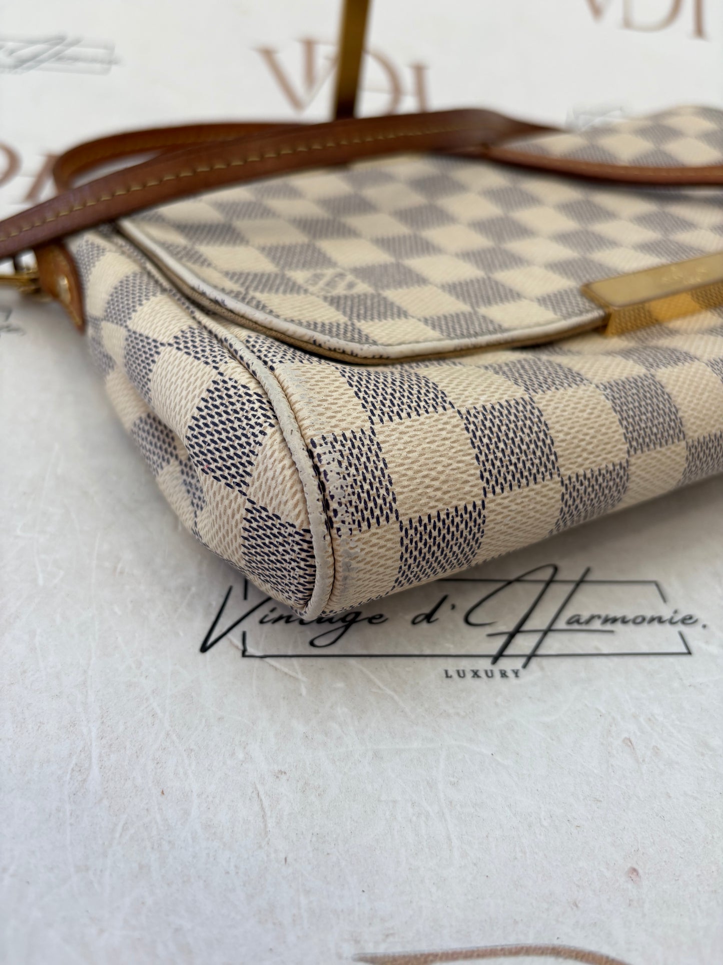 383613 - Louis Vuitton Favorite