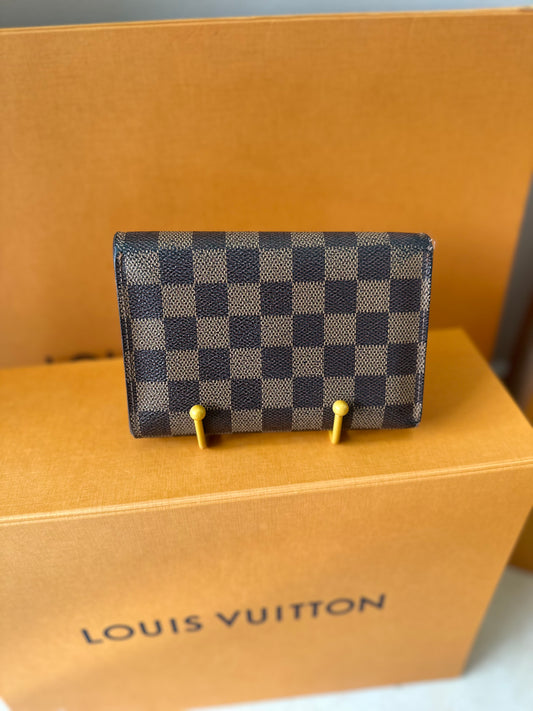 Louis Vuitton Porte Tresor