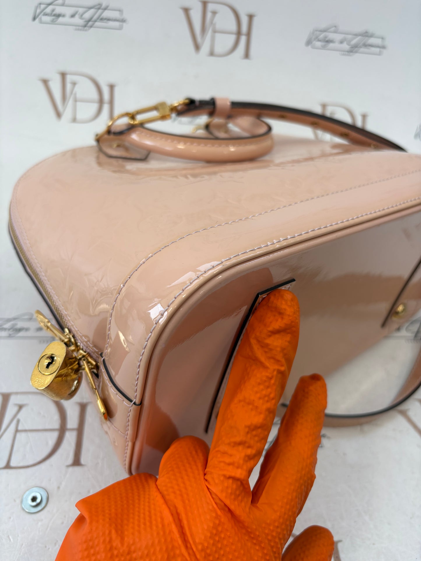 201158 - Louis Vuitton Alma