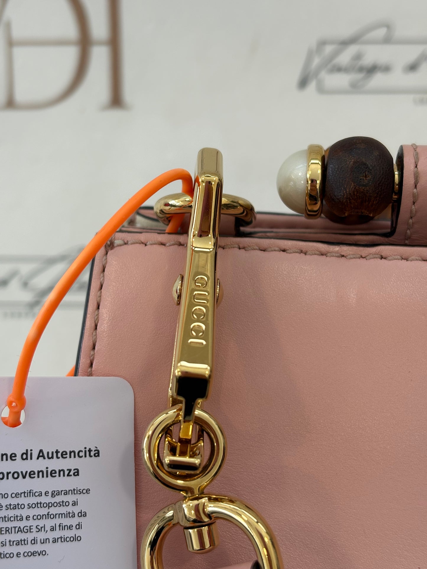 383839 - Gucci Nymphaea