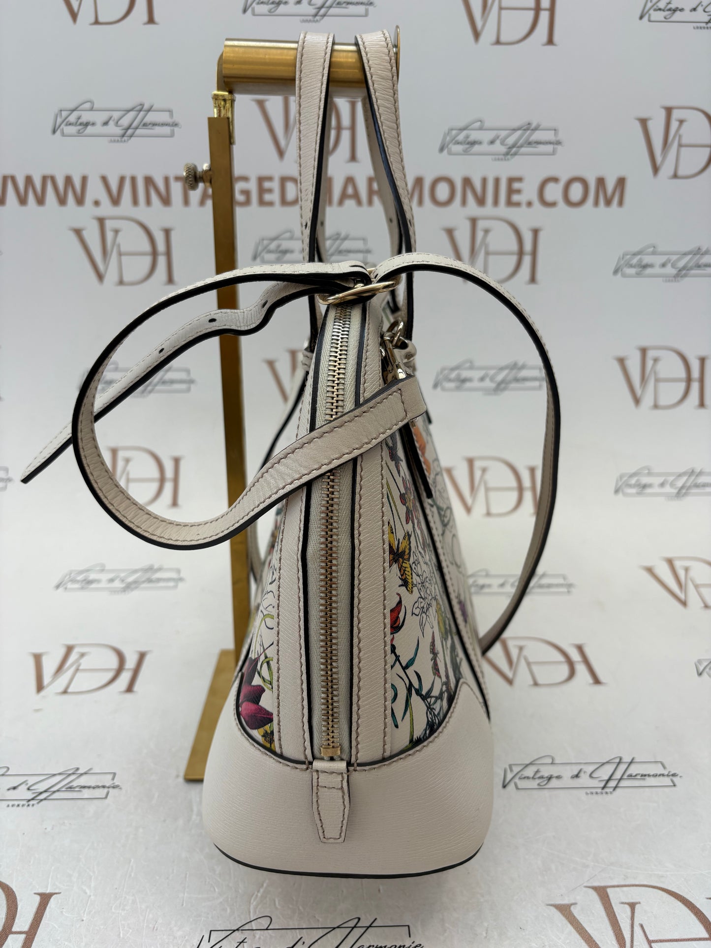 383549 - Gucci Full Moon