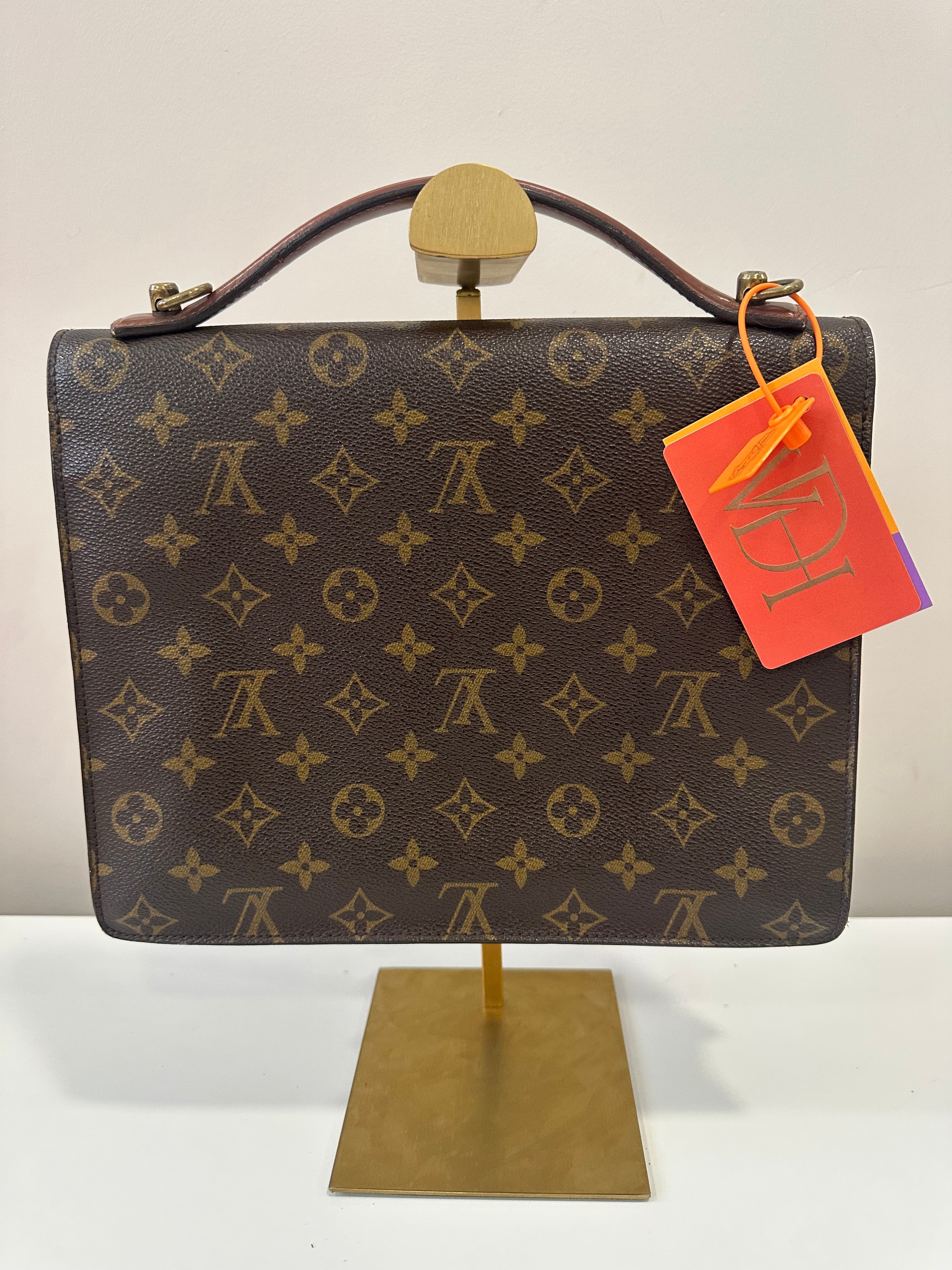 Louis Vuitton Monceau 28
