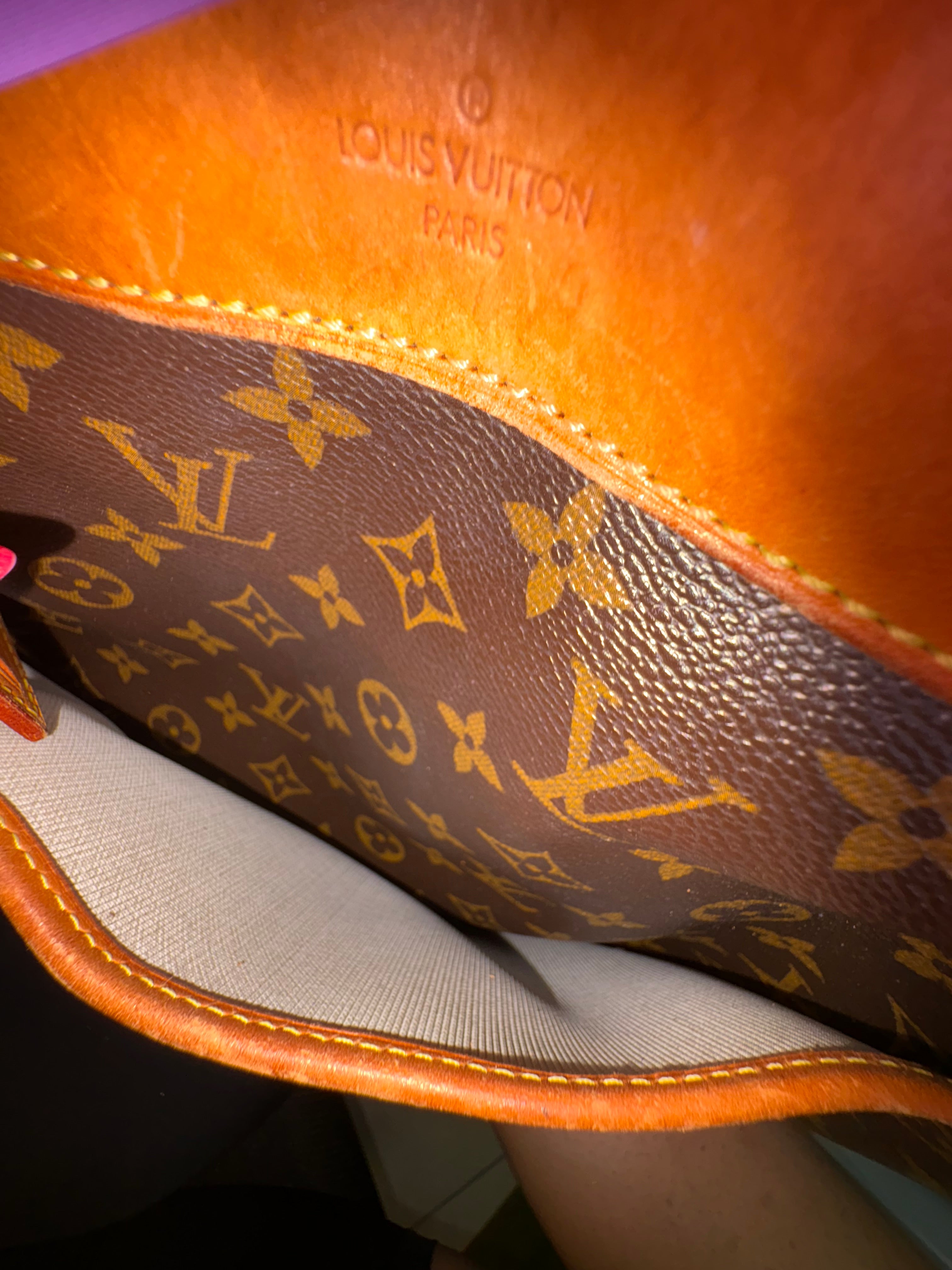 Louis Vuitton Deauville