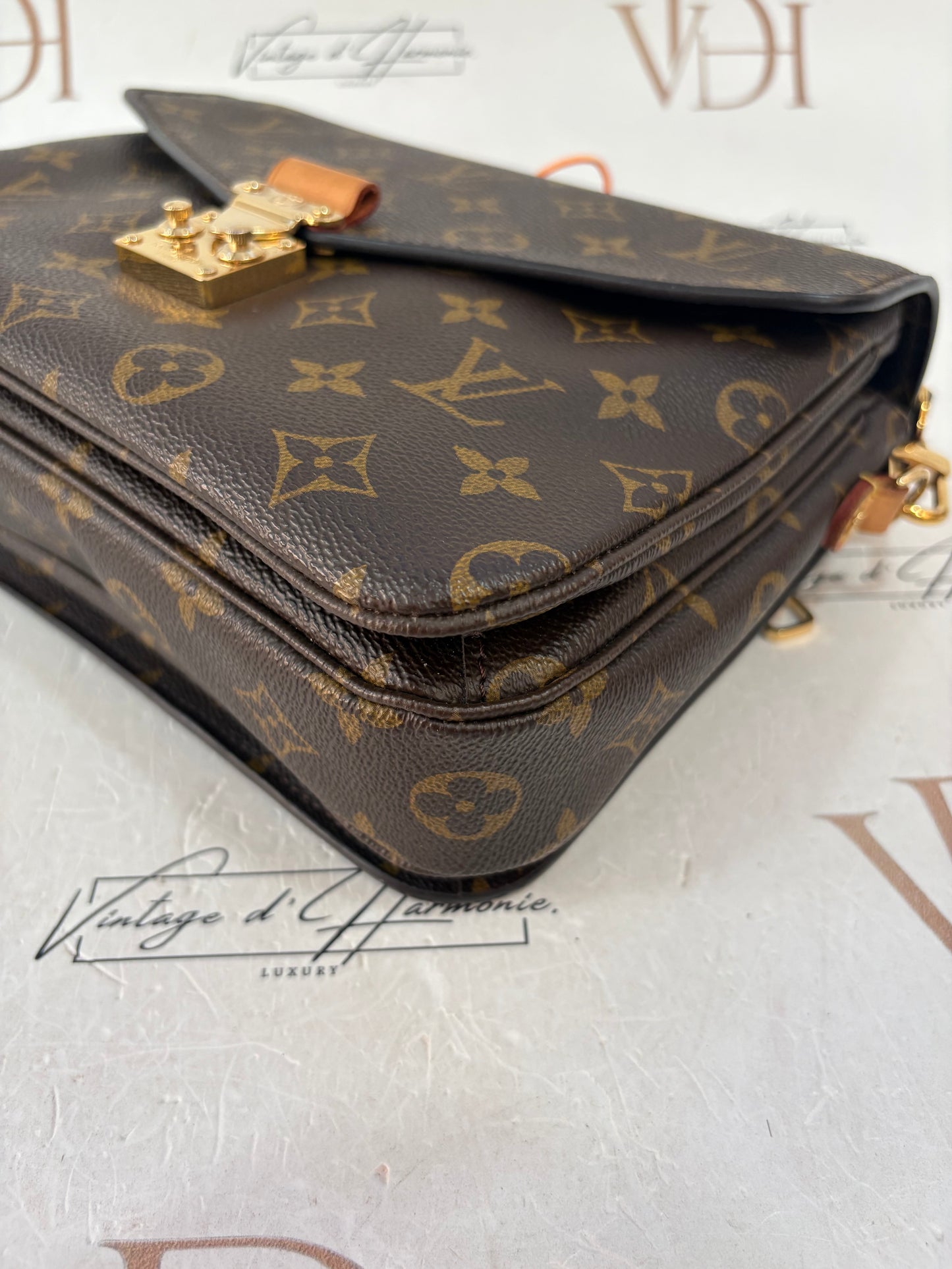 383645 - Louis Vuitton Metis