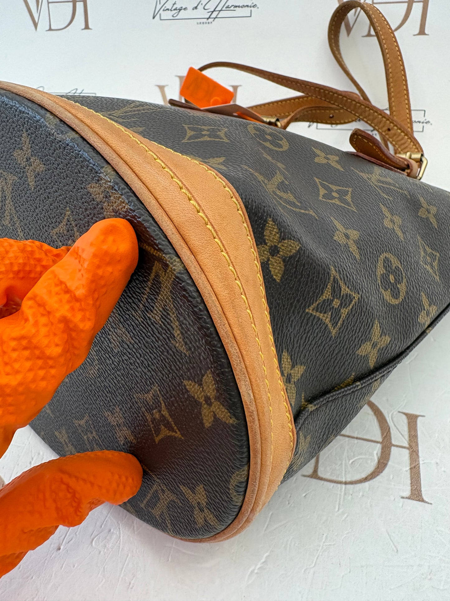 017657 - Louis Vuitton Bucket PM