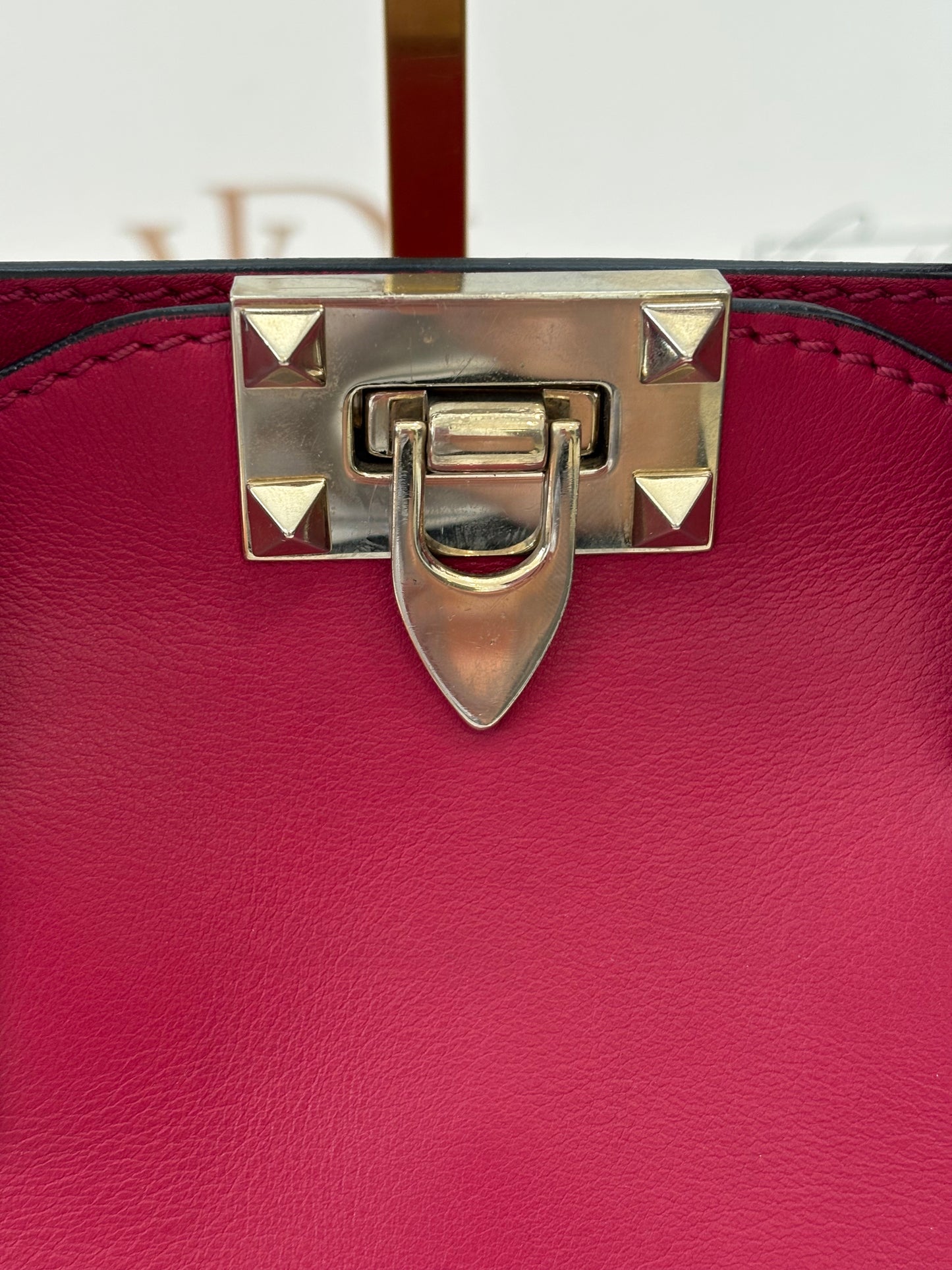 384151 - Valentino Rockstud