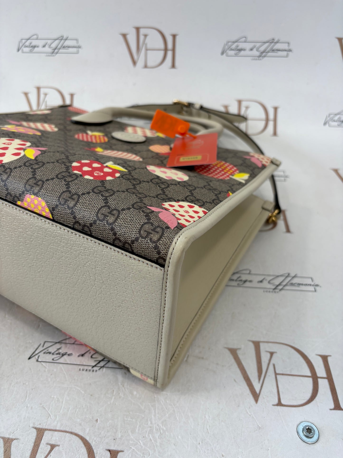 018349 - Gucci GG 2Way