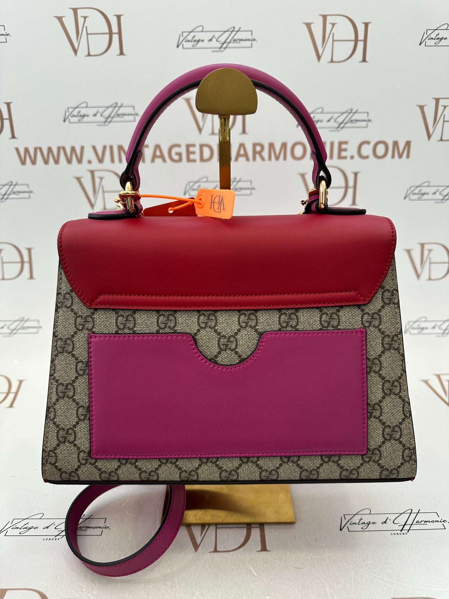 382992 - Gucci Padlock