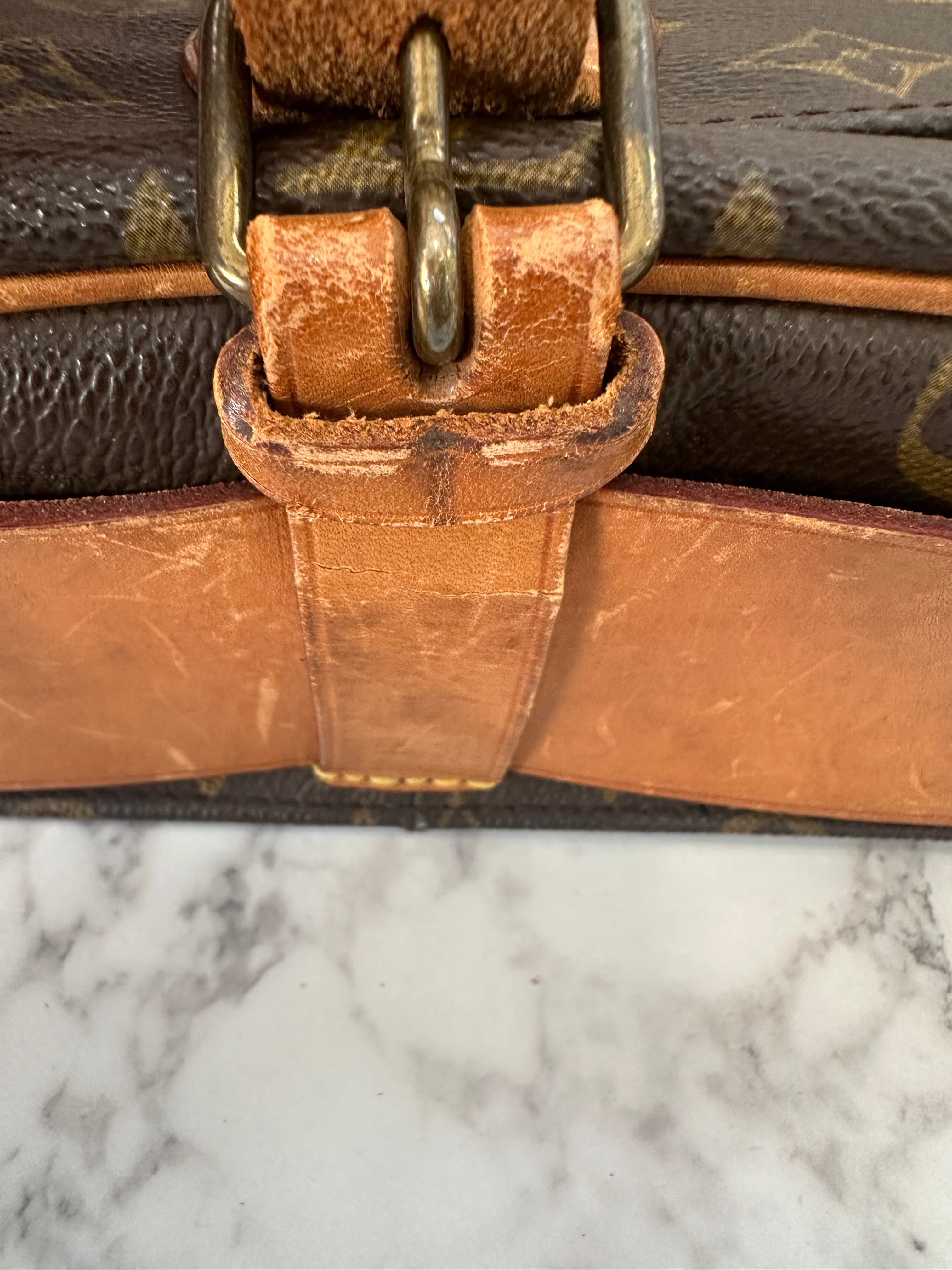 Louis Vuitton Cartouchiere GM