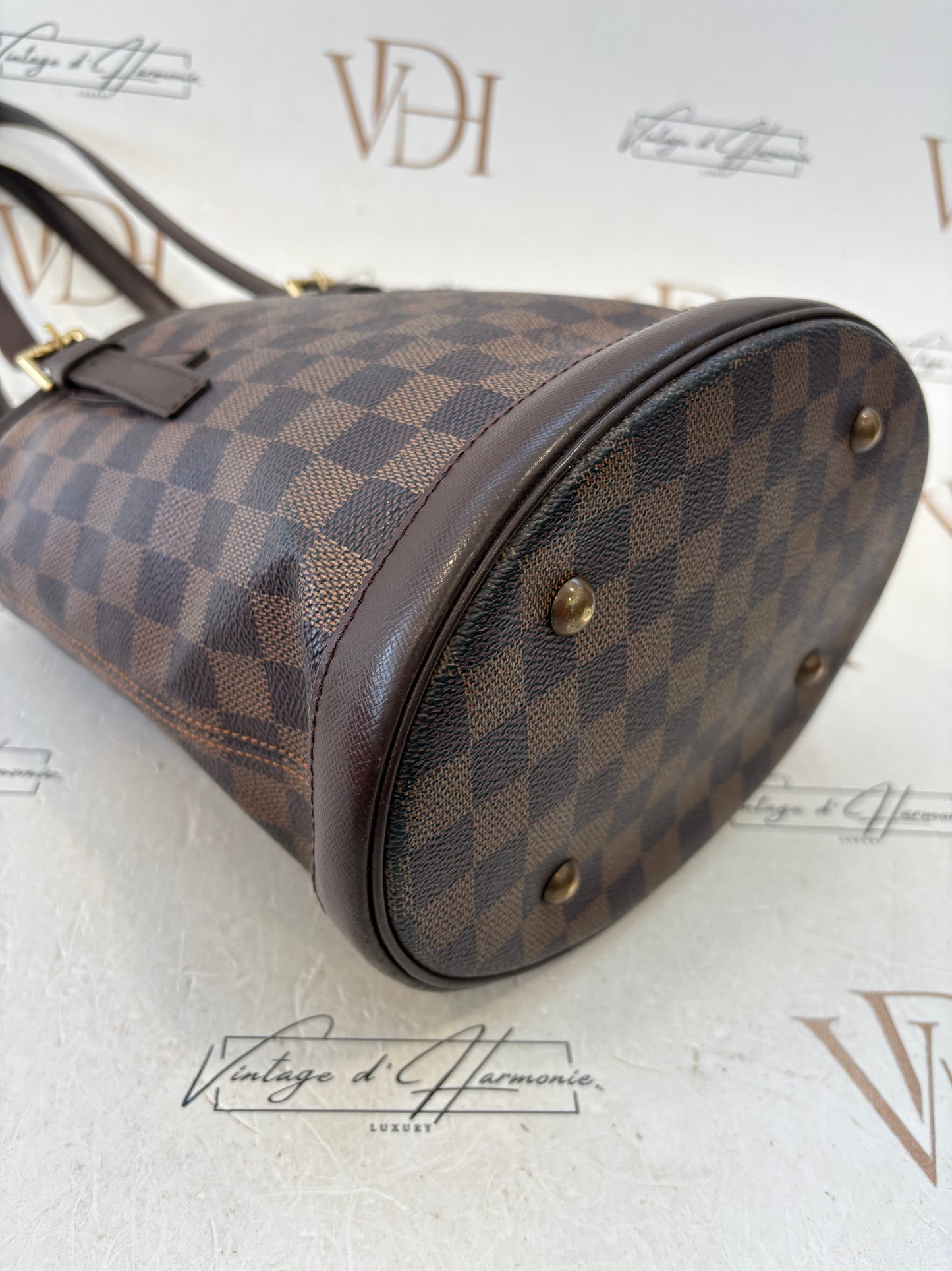 018281 - Louis Vuitton Marais