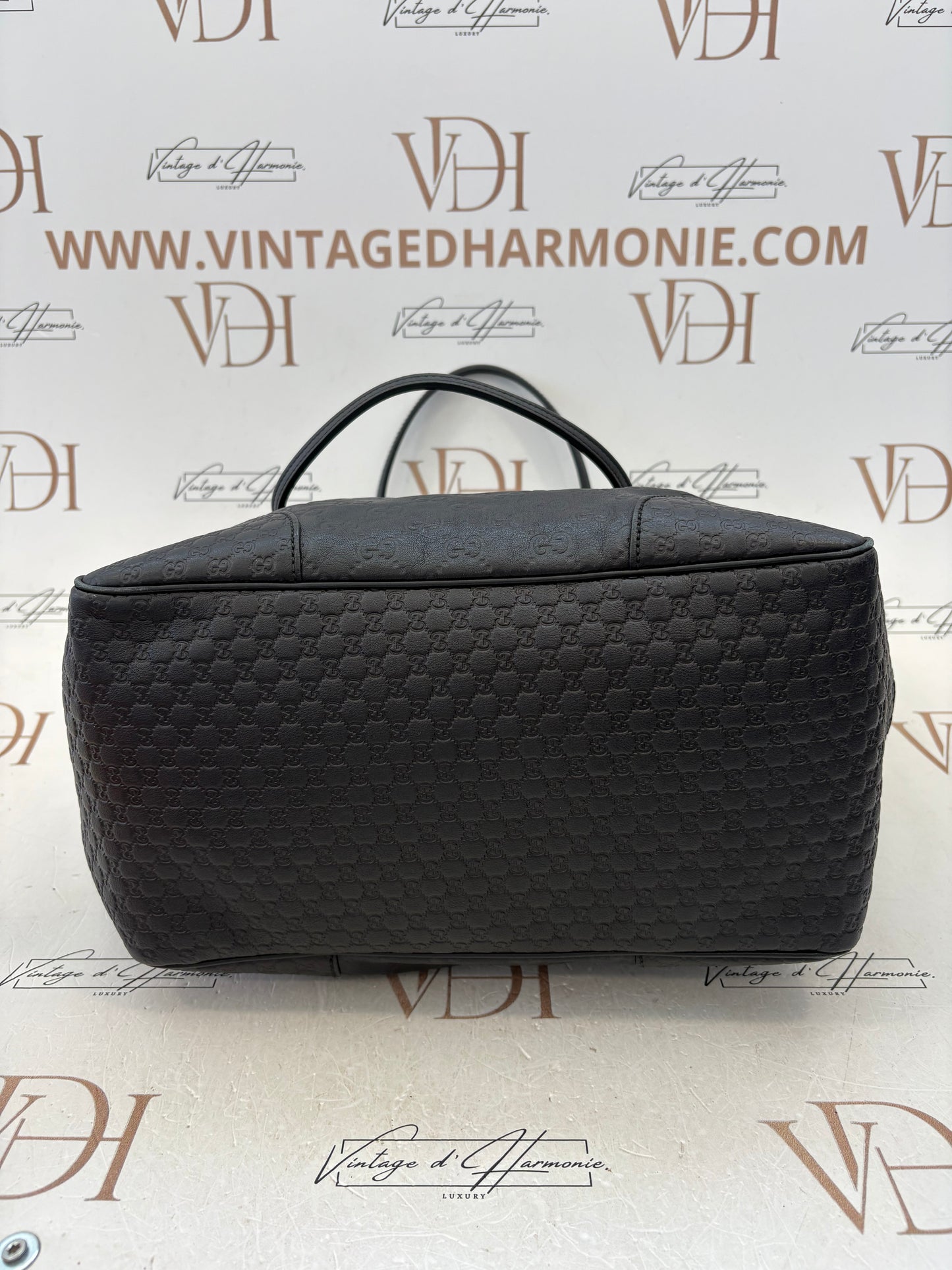 384277 - Gucci Black