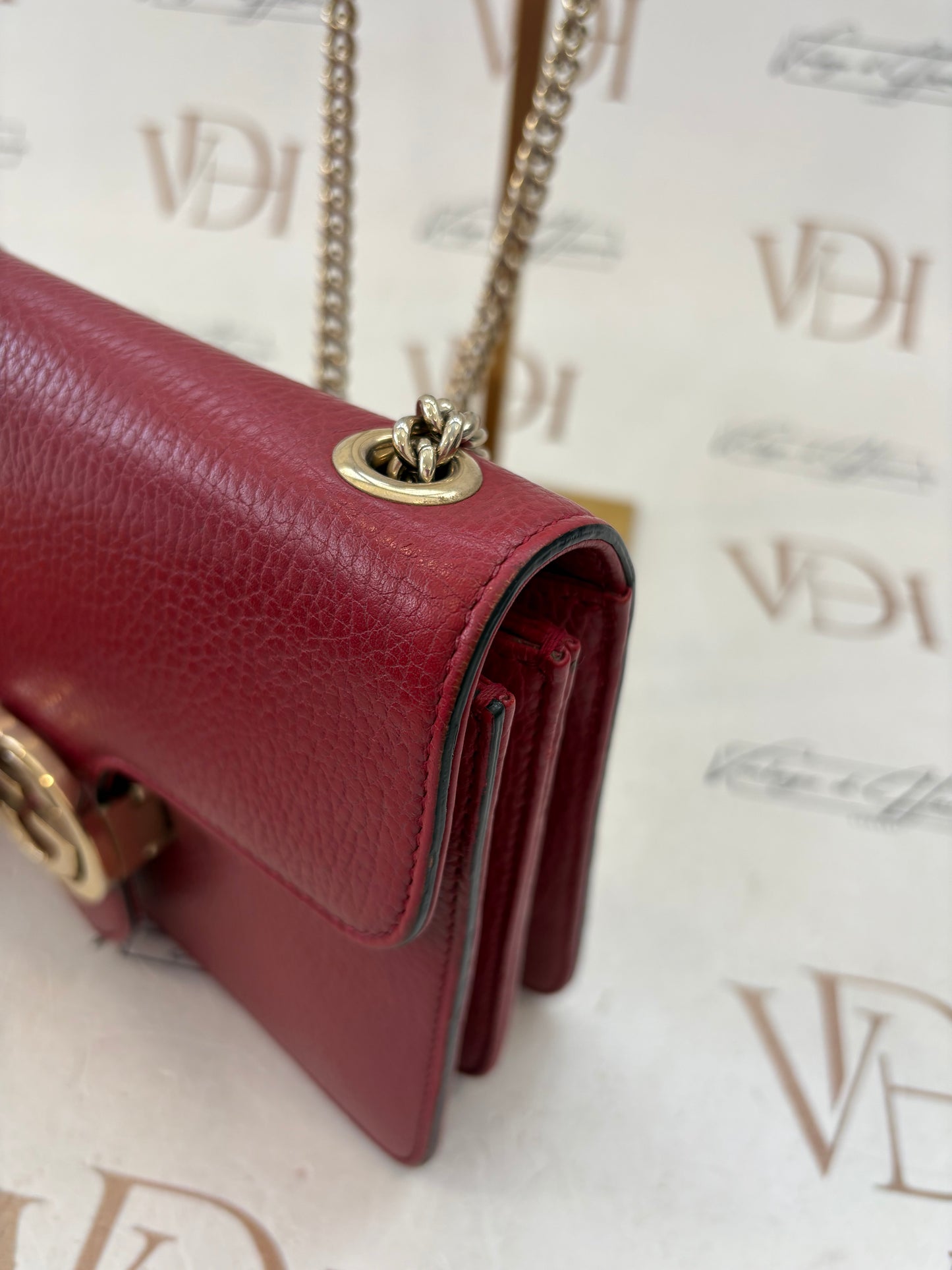 384089 - Gucci Interlocking