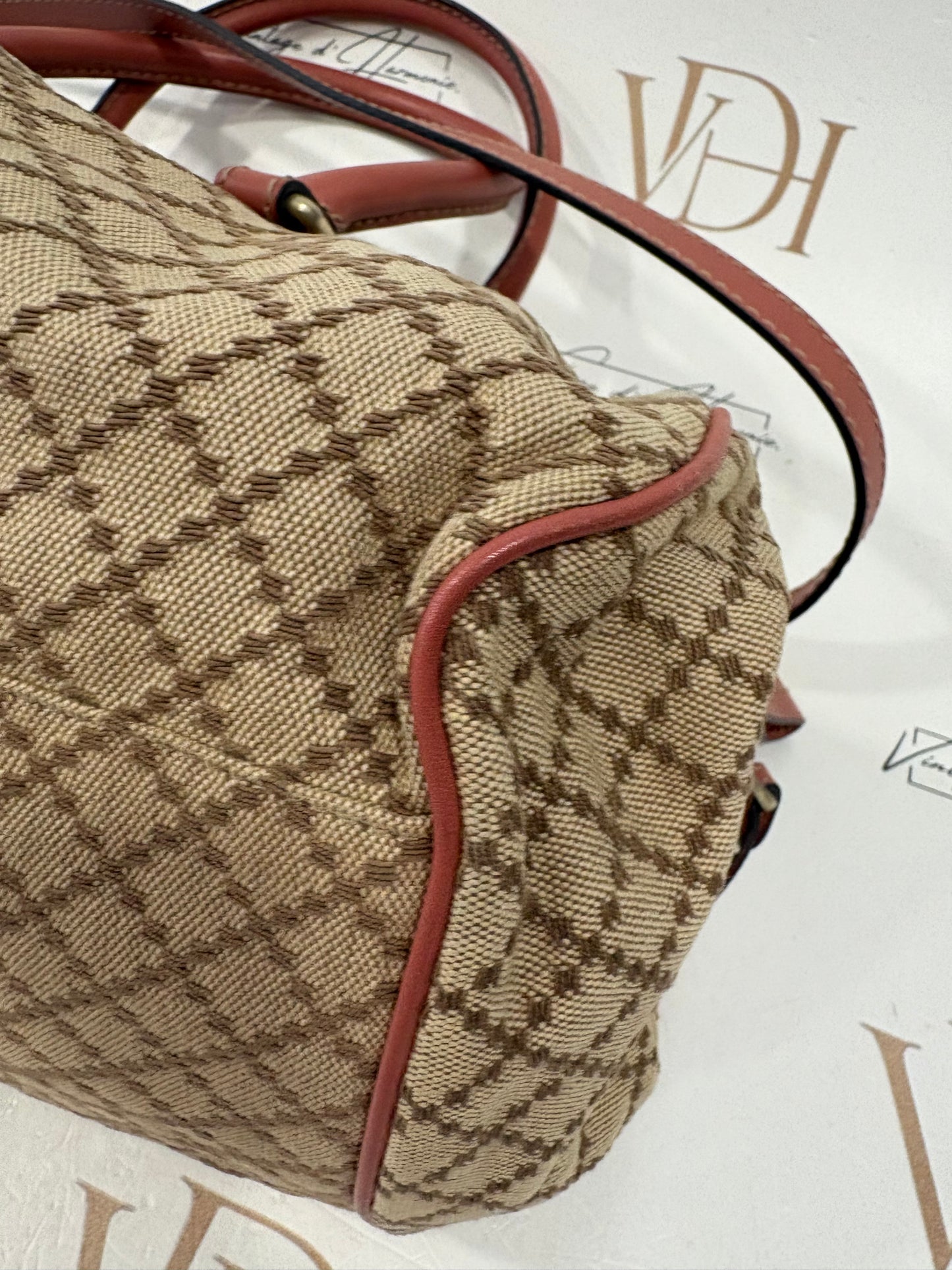 383092 - Gucci Sukey