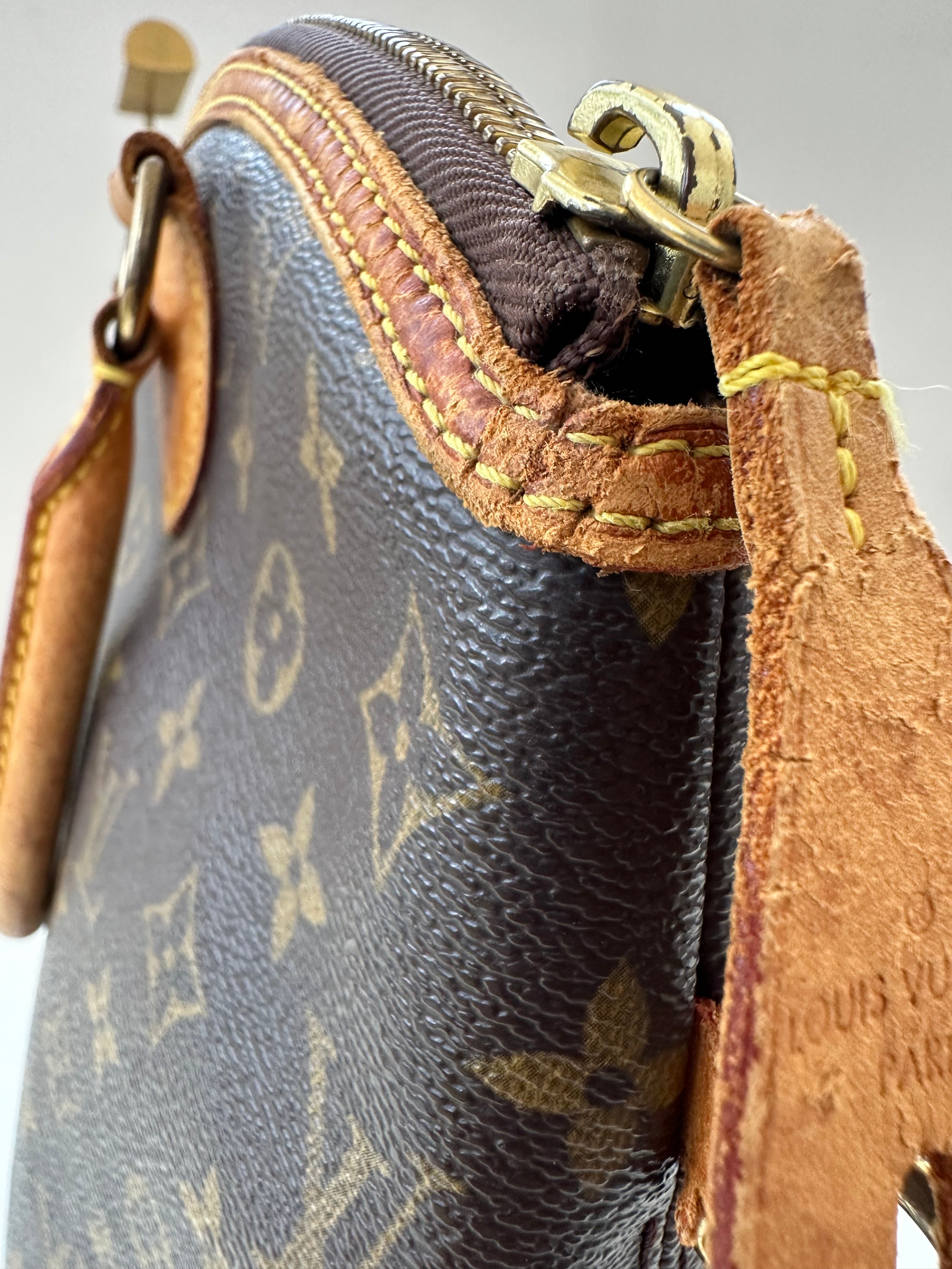 Louis Vuitton Lockit Vertical